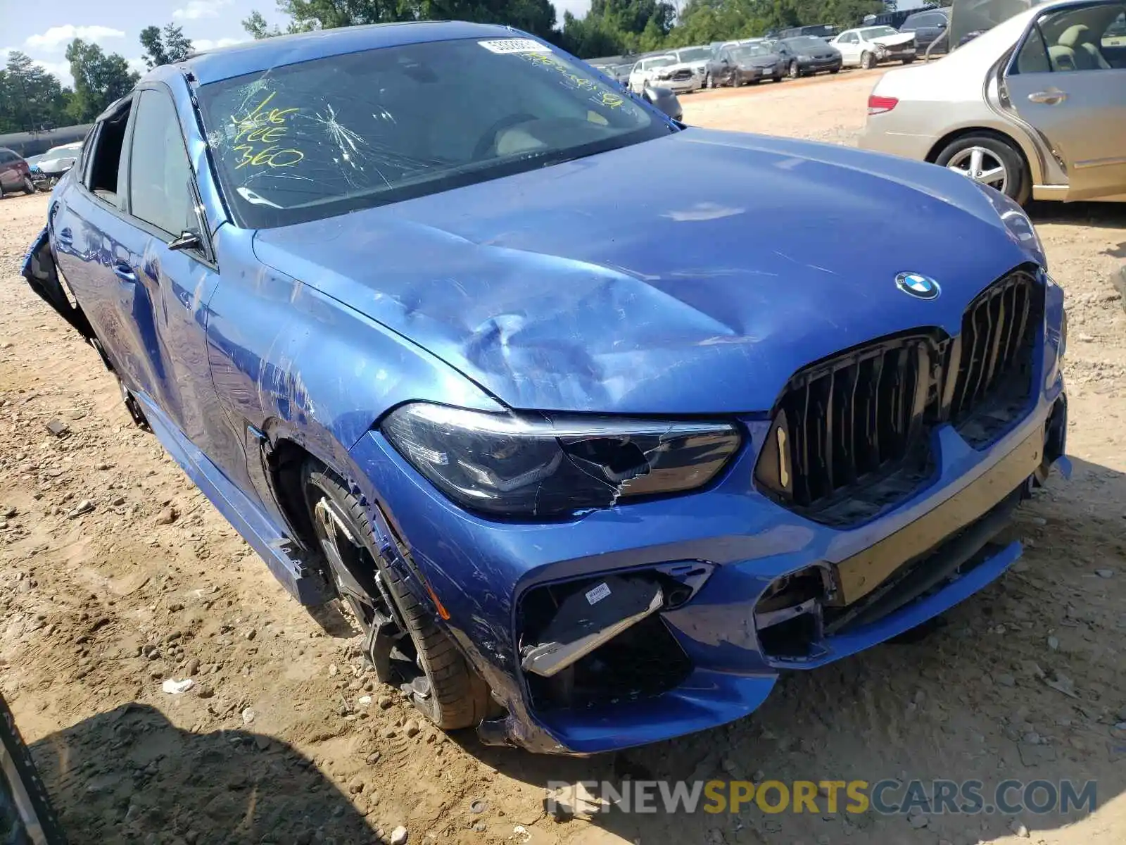 1 Photograph of a damaged car 5UXCY8C01L9B06880 BMW X6 2020