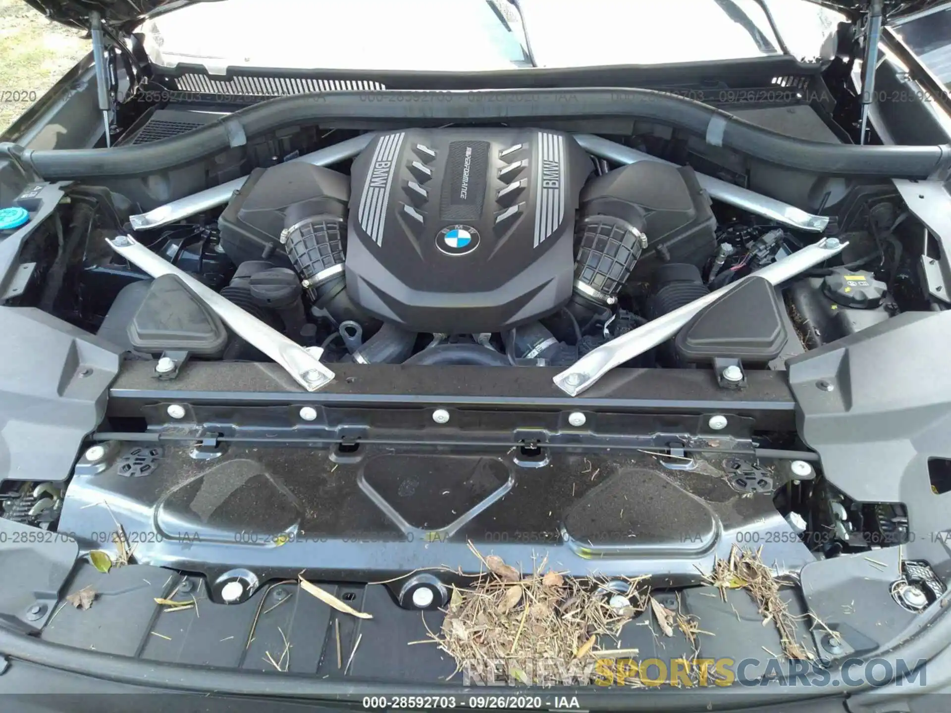10 Photograph of a damaged car 5UXCY8C02L9B58583 BMW X6 2020