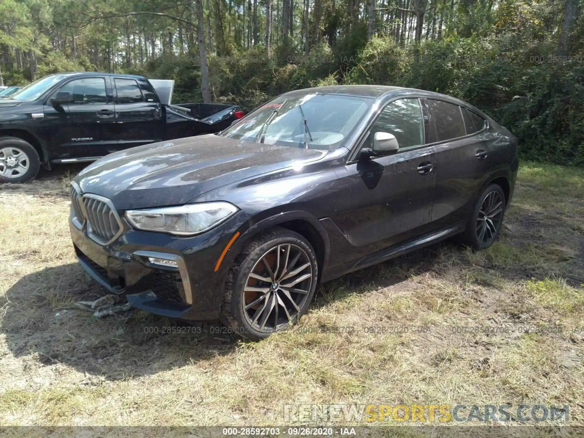 2 Photograph of a damaged car 5UXCY8C02L9B58583 BMW X6 2020