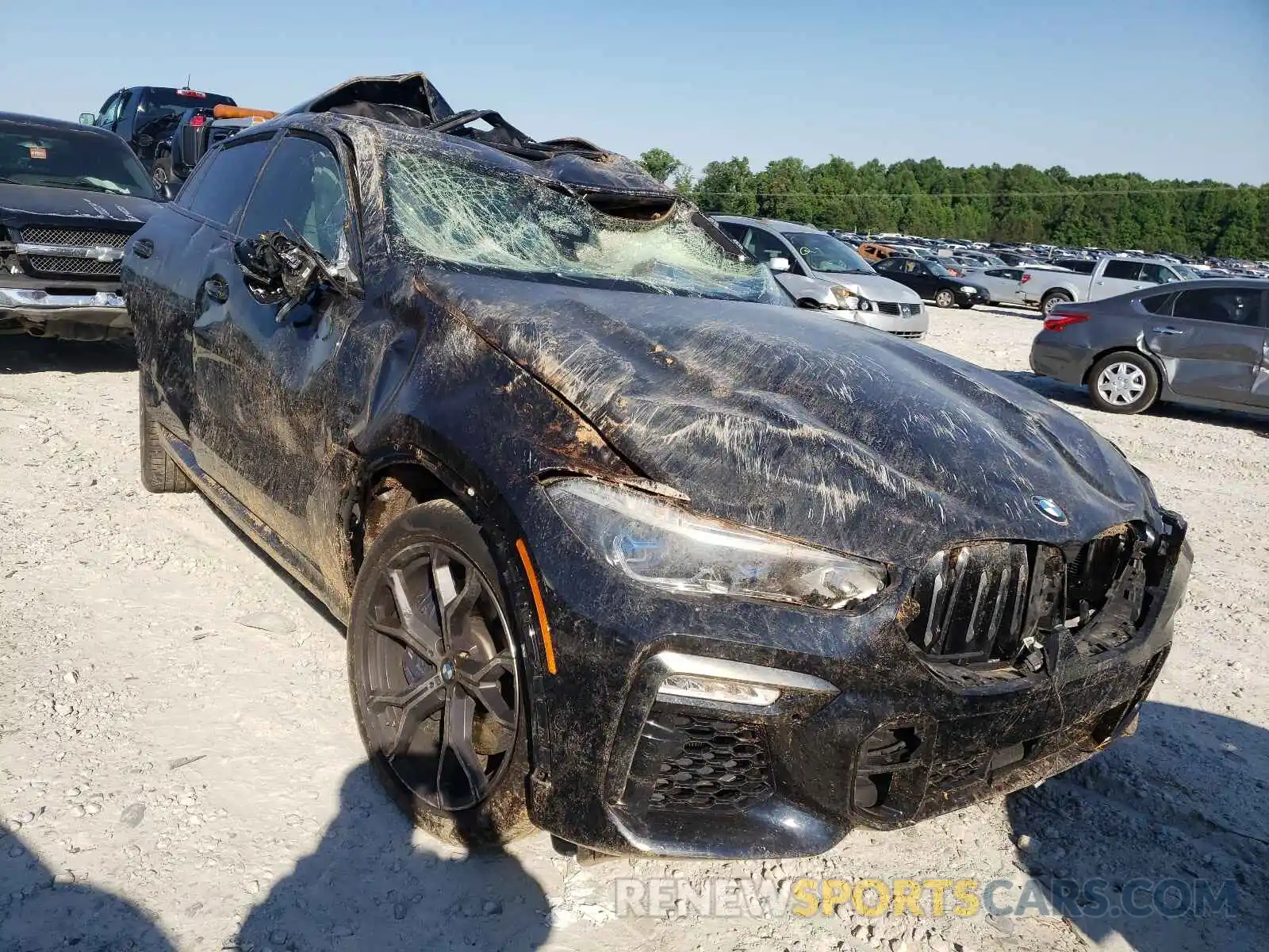 1 Photograph of a damaged car 5UXCY8C02LLE40483 BMW X6 2020