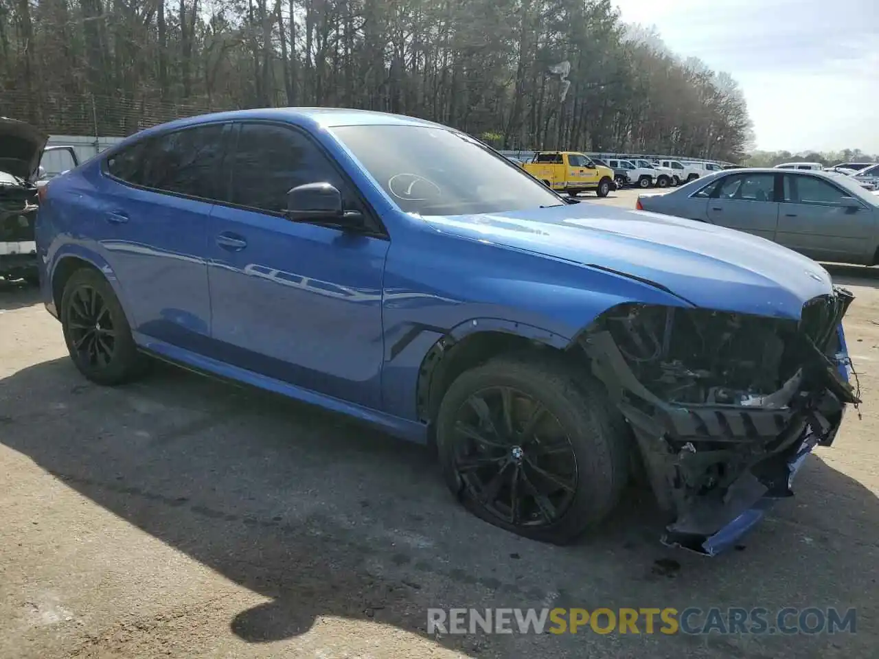 4 Photograph of a damaged car 5UXCY8C03L9B25950 BMW X6 2020