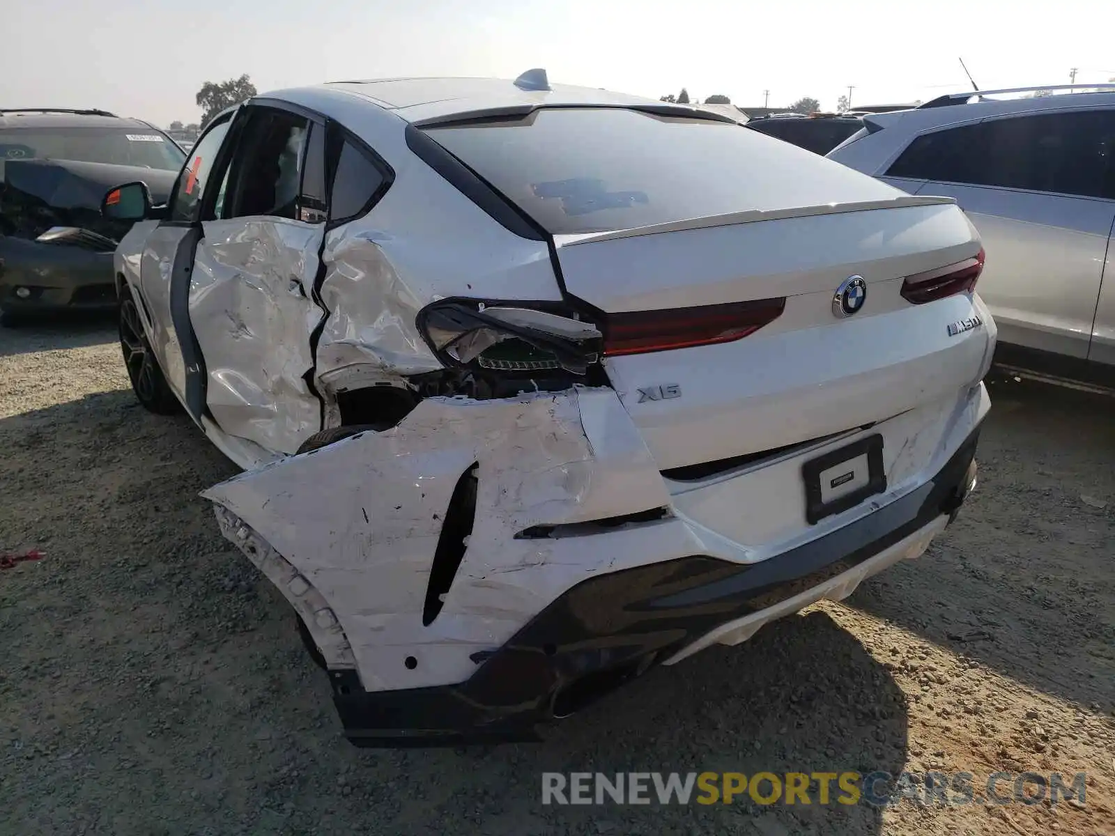 3 Photograph of a damaged car 5UXCY8C03L9D64284 BMW X6 2020