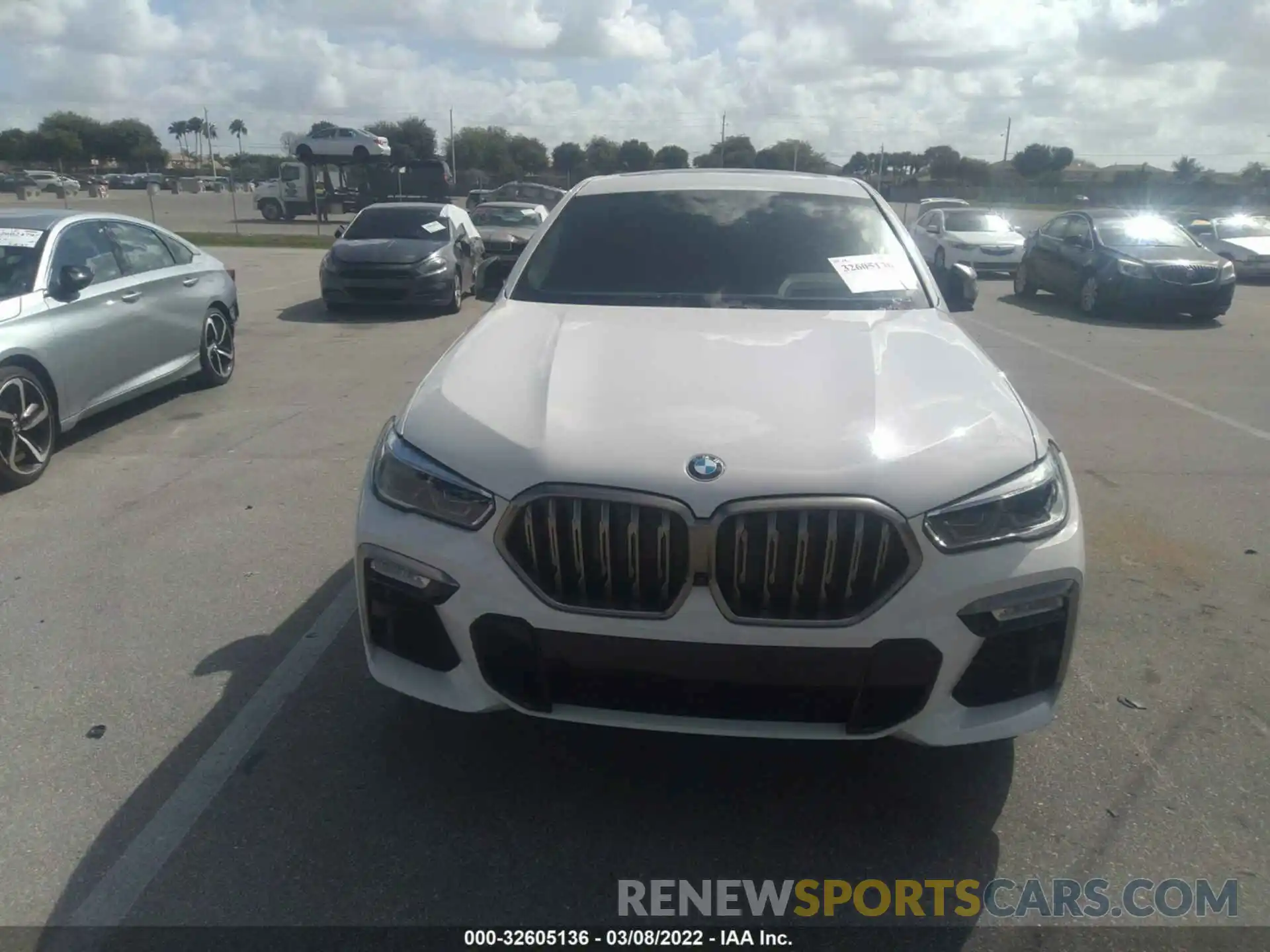 6 Photograph of a damaged car 5UXCY8C05L9B30907 BMW X6 2020