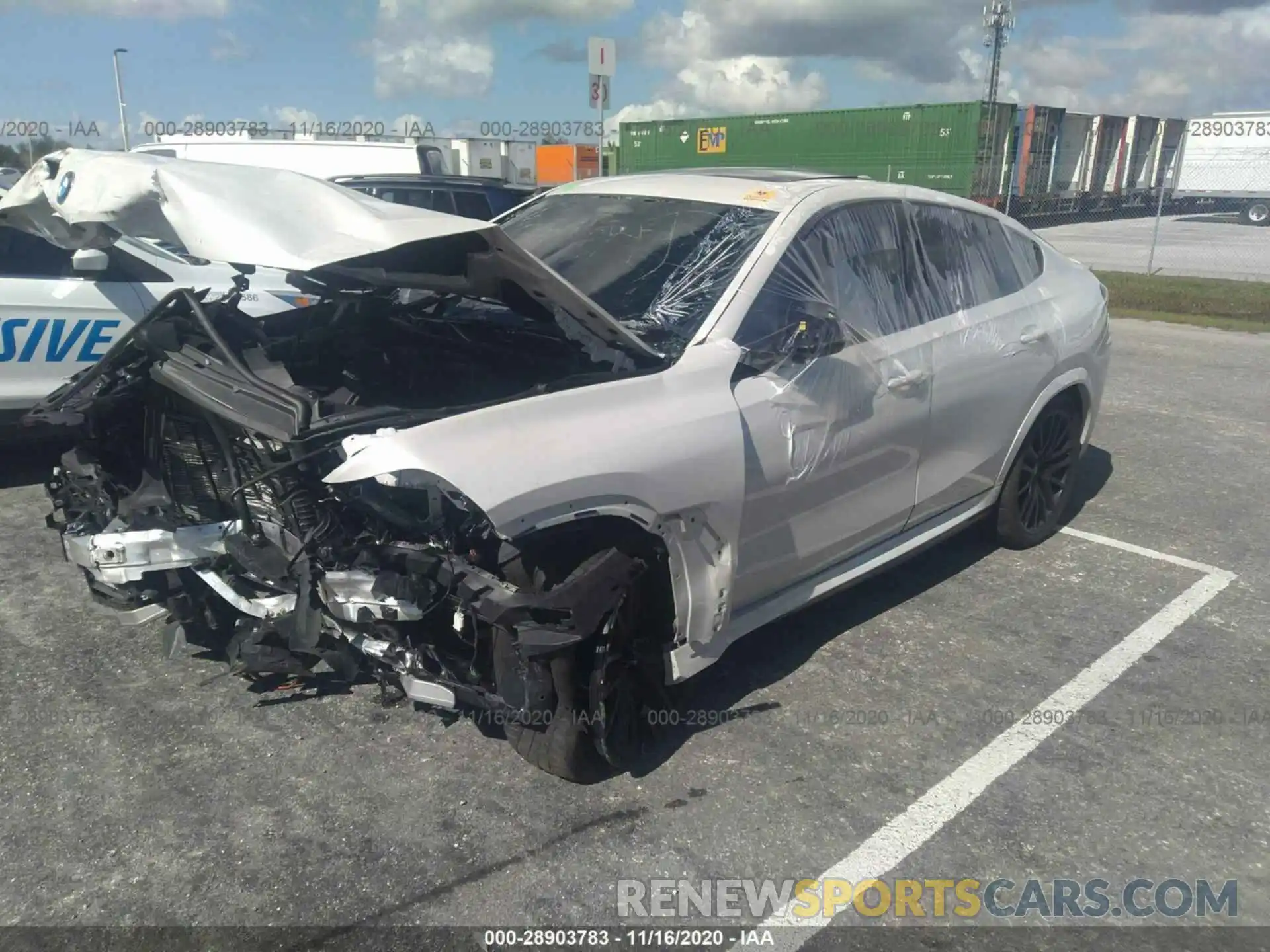 2 Photograph of a damaged car 5UXCY8C06L9B16224 BMW X6 2020