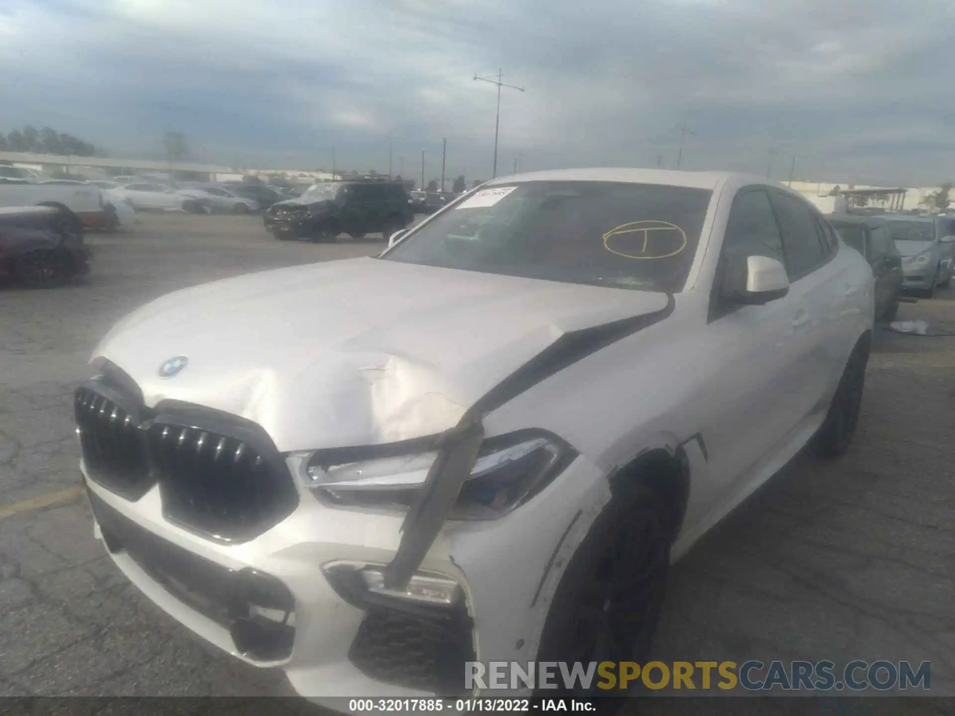 6 Photograph of a damaged car 5UXCY8C0XL9B57052 BMW X6 2020