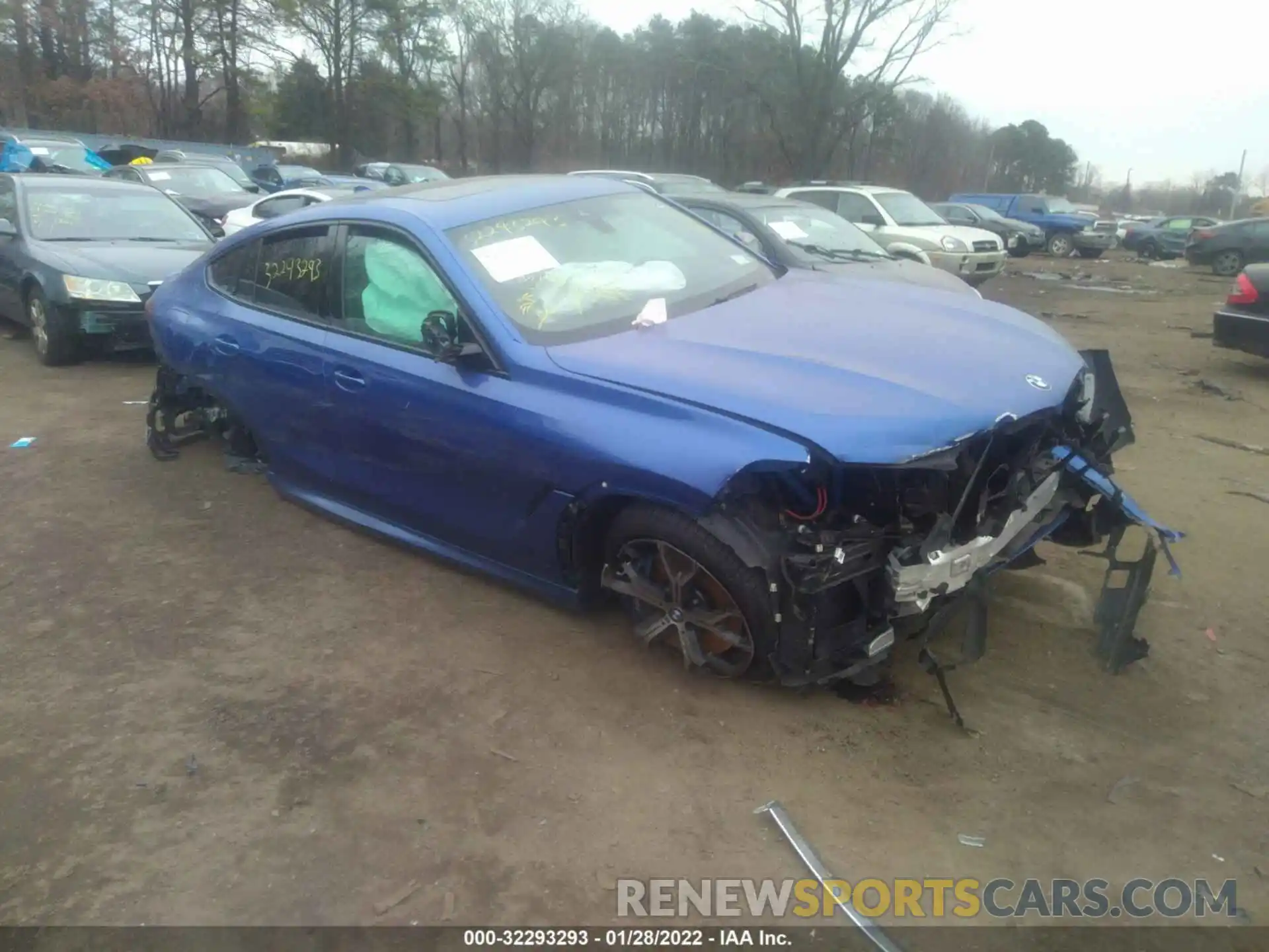 1 Photograph of a damaged car 5UXCY8C0XLLE40439 BMW X6 2020