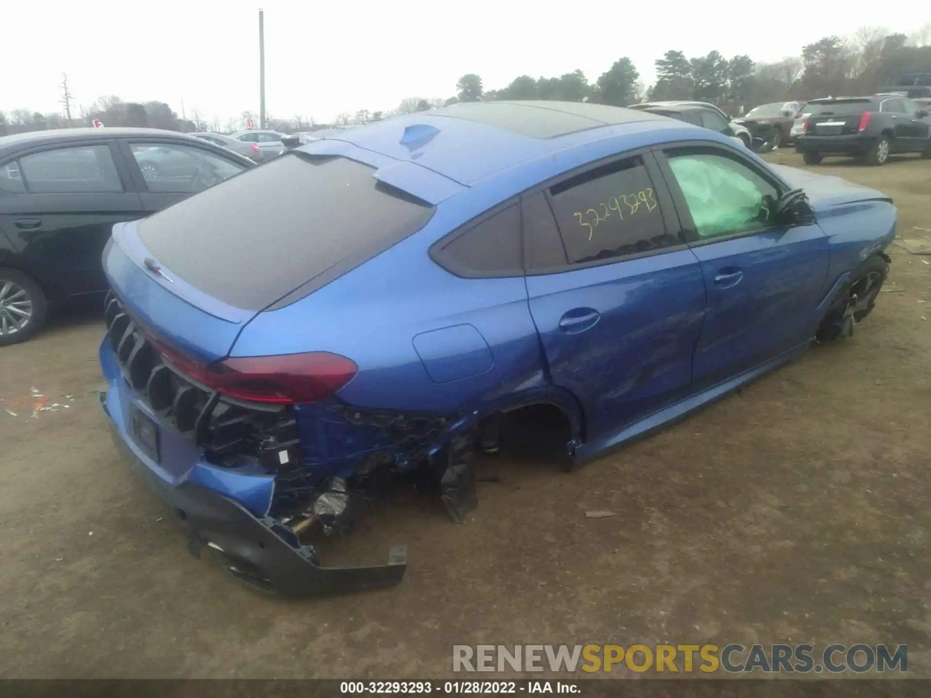 4 Photograph of a damaged car 5UXCY8C0XLLE40439 BMW X6 2020