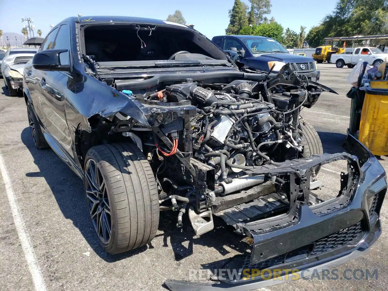 1 Photograph of a damaged car 5YMCY0C06L9D41527 BMW X6 2020