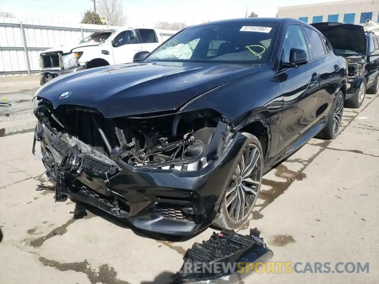 2 Photograph of a damaged car 5UXCY4C01M9D94085 BMW X6 2021