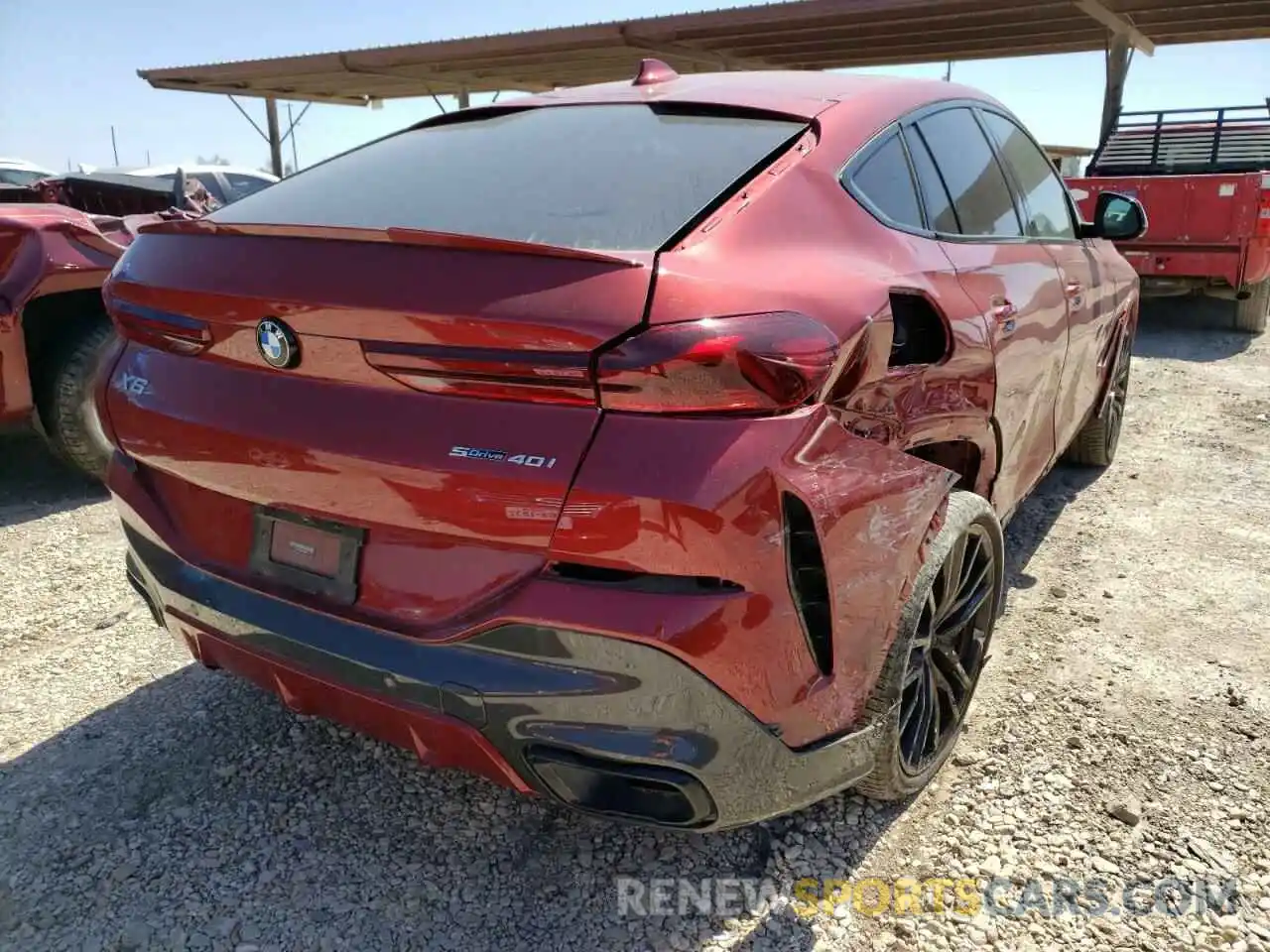 4 Photograph of a damaged car 5UXCY4C03M9D88370 BMW X6 2021