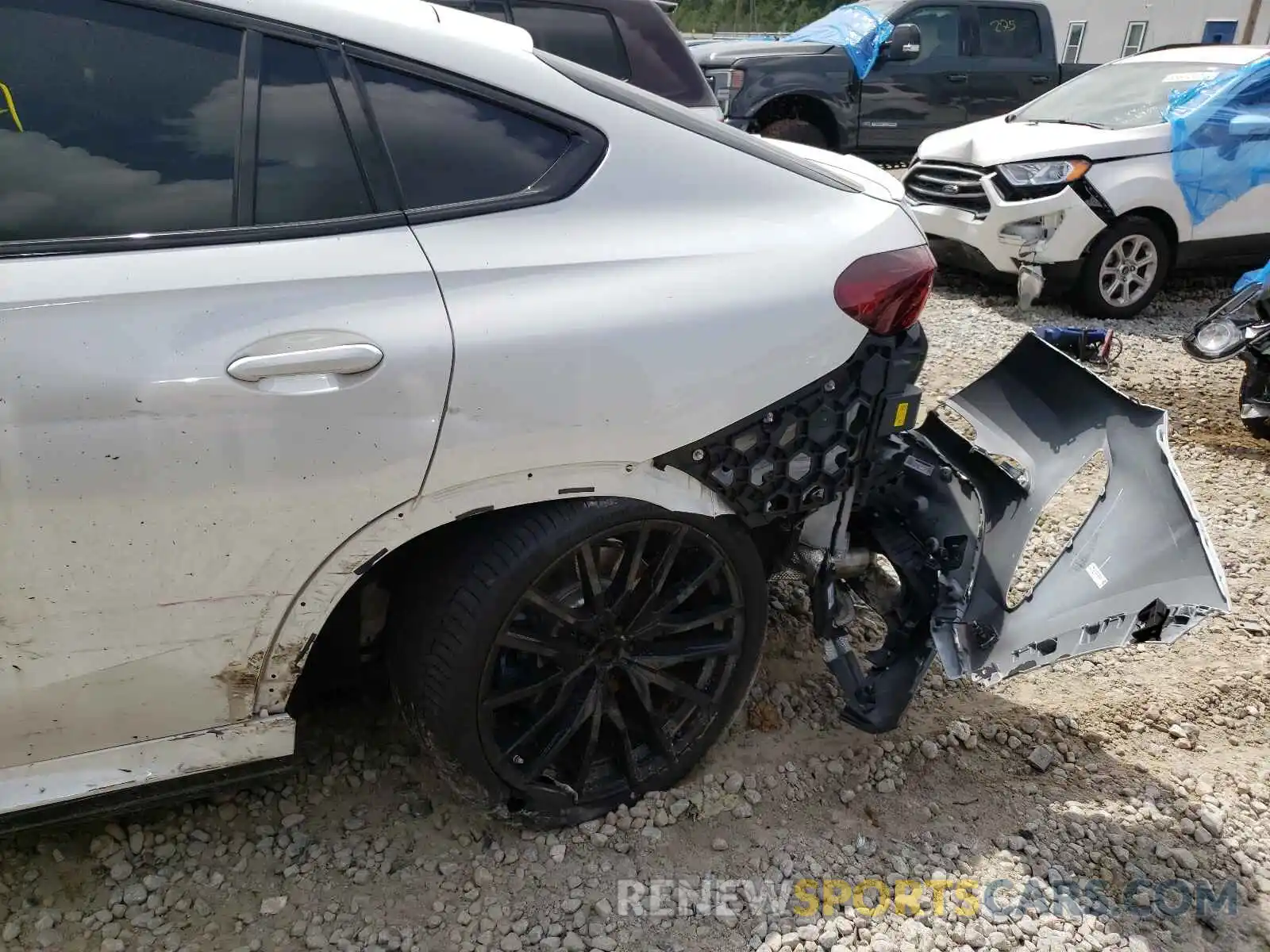 9 Photograph of a damaged car 5UXCY4C03M9E24140 BMW X6 2021