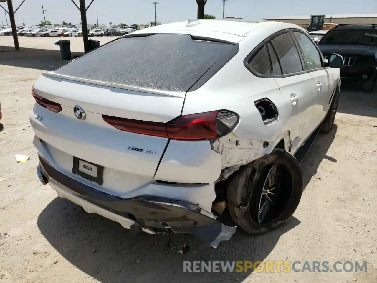 4 Photograph of a damaged car 5UXCY4C03M9G17131 BMW X6 2021