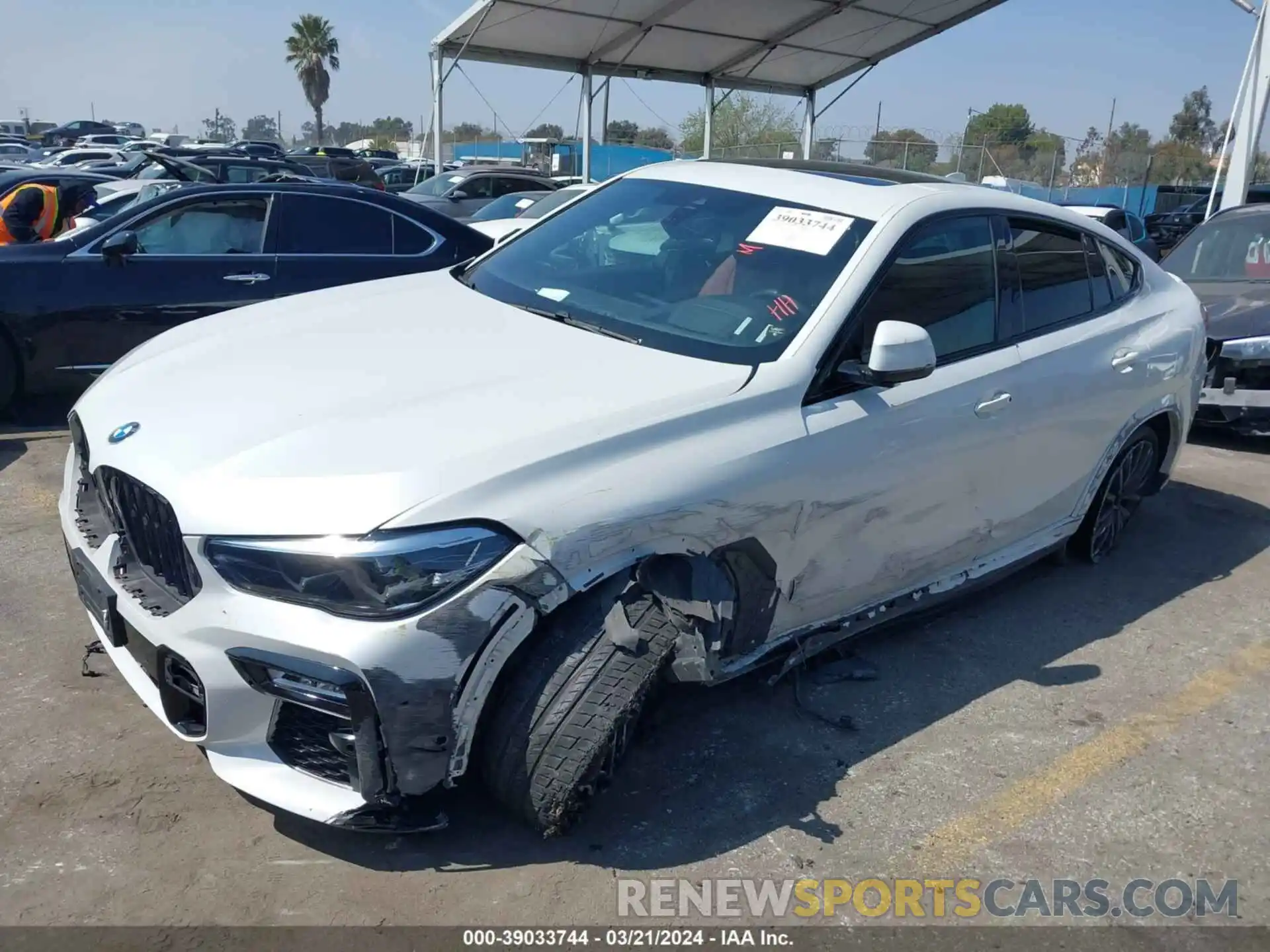 2 Photograph of a damaged car 5UXCY4C05M9G23206 BMW X6 2021