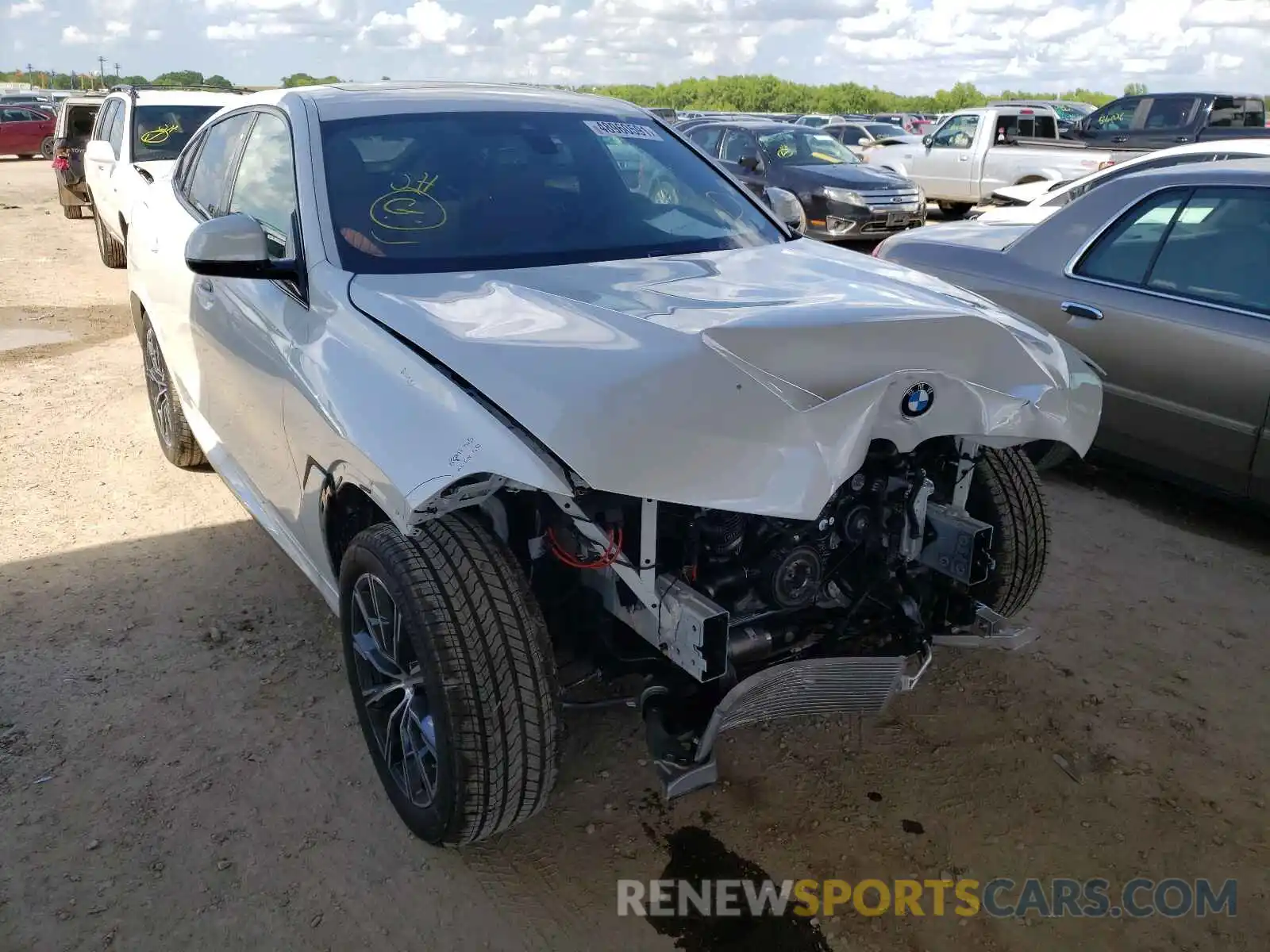 1 Photograph of a damaged car 5UXCY4C08M9H25552 BMW X6 2021