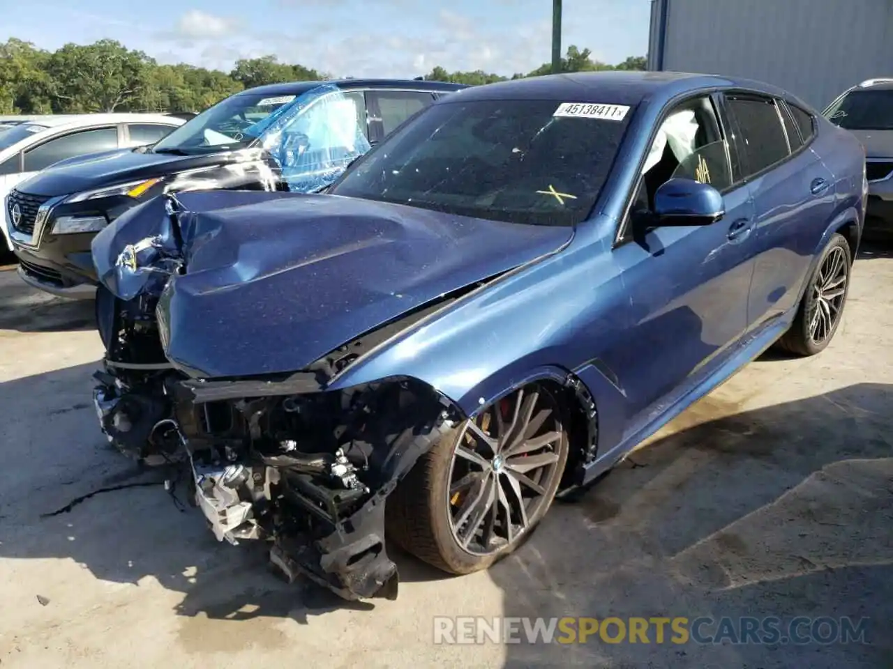 2 Photograph of a damaged car 5UXCY4C09M9E28905 BMW X6 2021