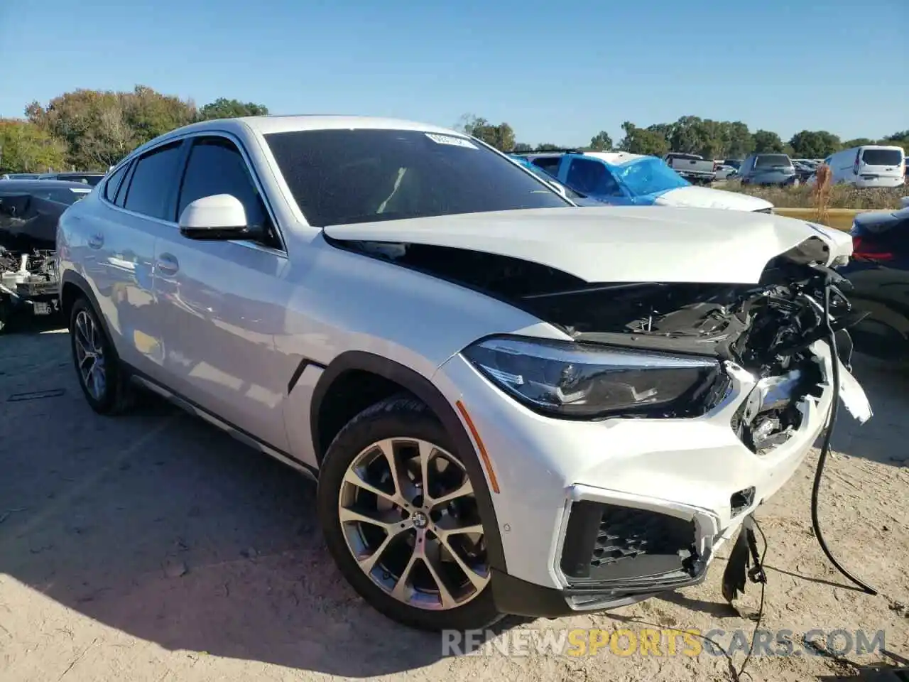 1 Photograph of a damaged car 5UXCY4C09M9H36740 BMW X6 2021