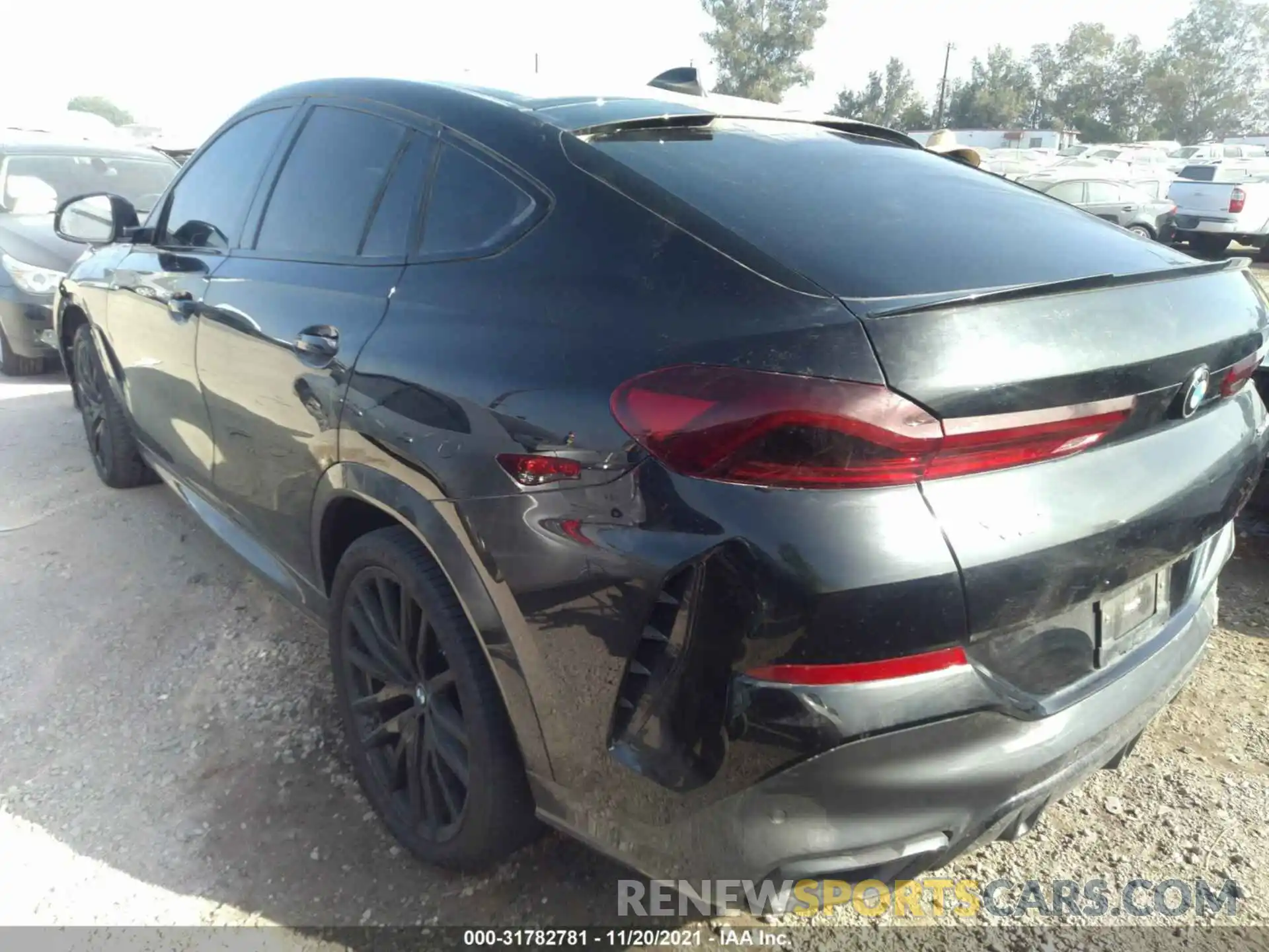 3 Photograph of a damaged car 5UXCY4C0XM9G44214 BMW X6 2021