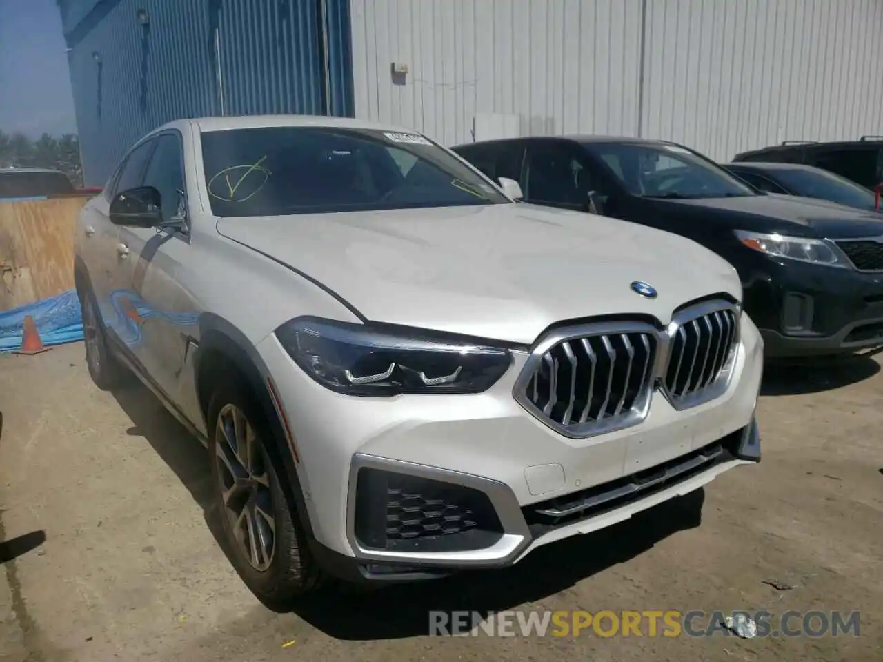 1 Фотография поврежденного автомобиля 5UXCY6C02M9E54421 BMW X6 2021