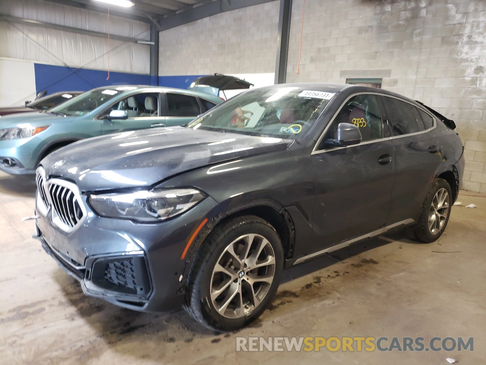 2 Photograph of a damaged car 5UXCY6C02M9F25133 BMW X6 2021