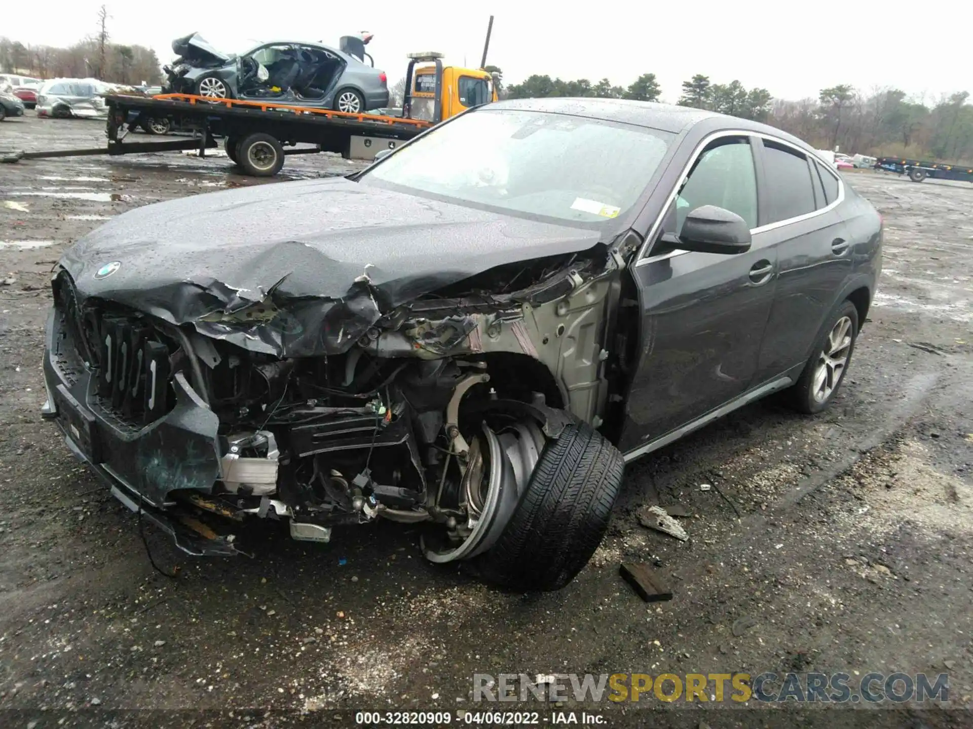 2 Photograph of a damaged car 5UXCY6C02M9G27032 BMW X6 2021