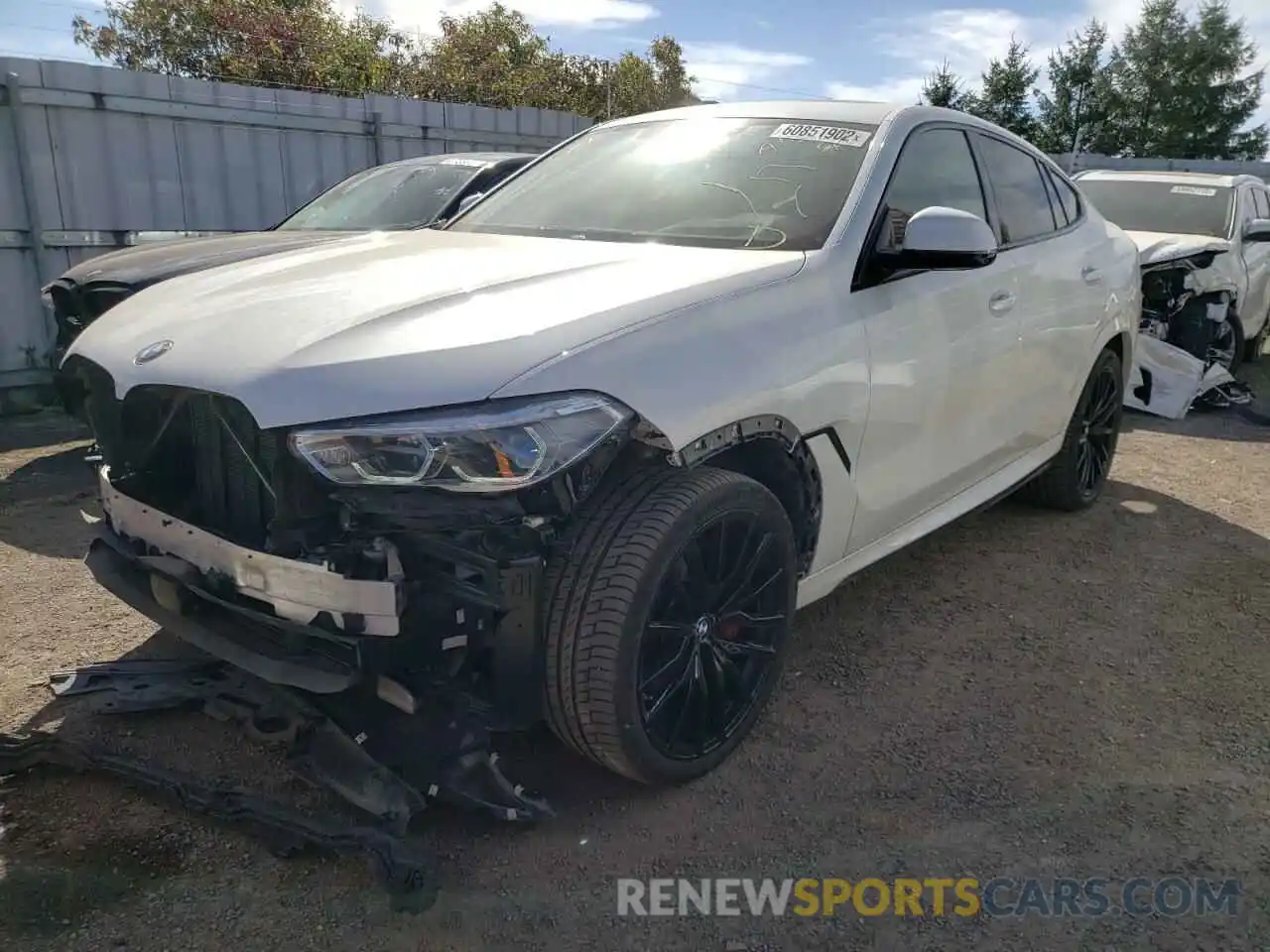 2 Photograph of a damaged car 5UXCY6C03M9F80402 BMW X6 2021