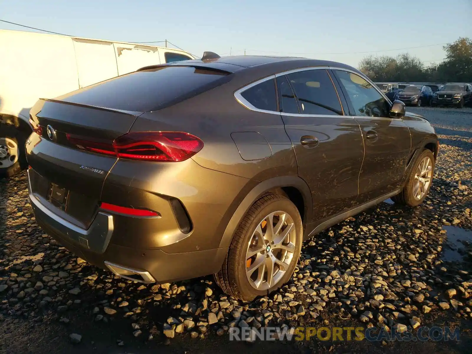 4 Photograph of a damaged car 5UXCY6C03M9H25809 BMW X6 2021