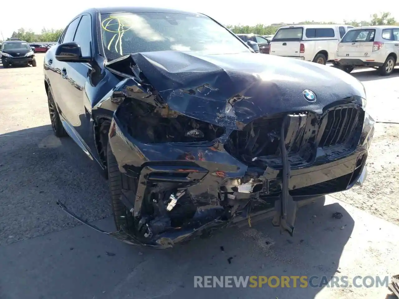 9 Photograph of a damaged car 5UXCY6C05M9E62156 BMW X6 2021