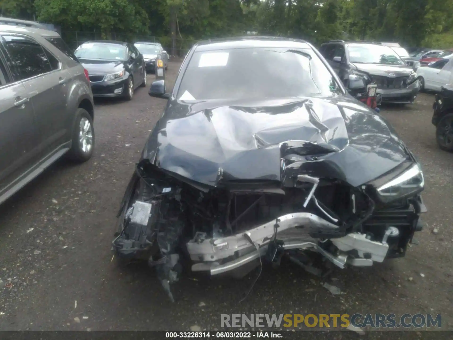 6 Photograph of a damaged car 5UXCY6C08M9H38748 BMW X6 2021