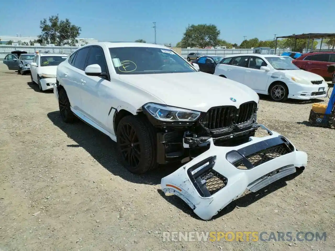 1 Photograph of a damaged car 5UXCY6C09M9F23931 BMW X6 2021