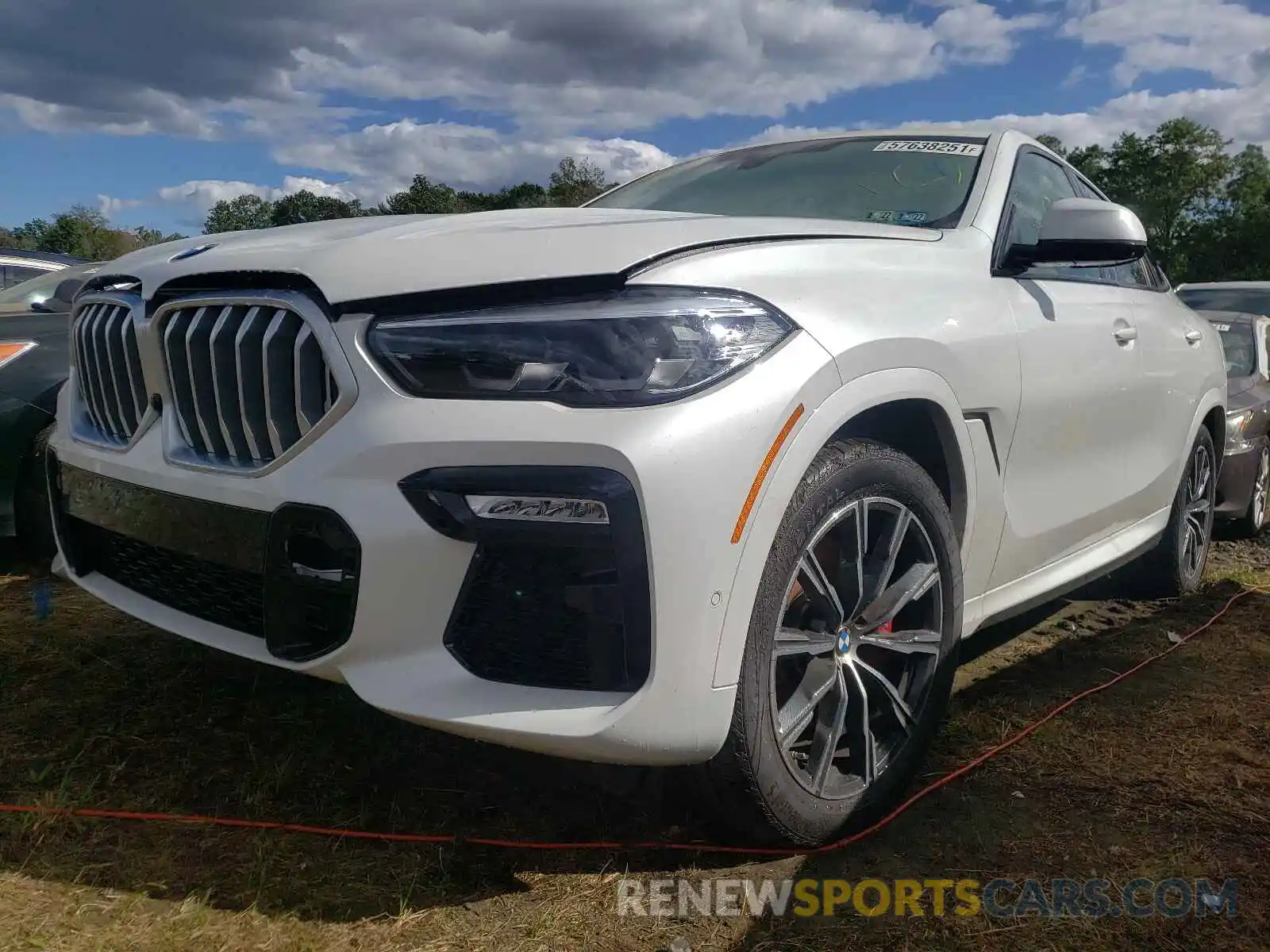 2 Photograph of a damaged car 5UXCY6C0XM9F97620 BMW X6 2021