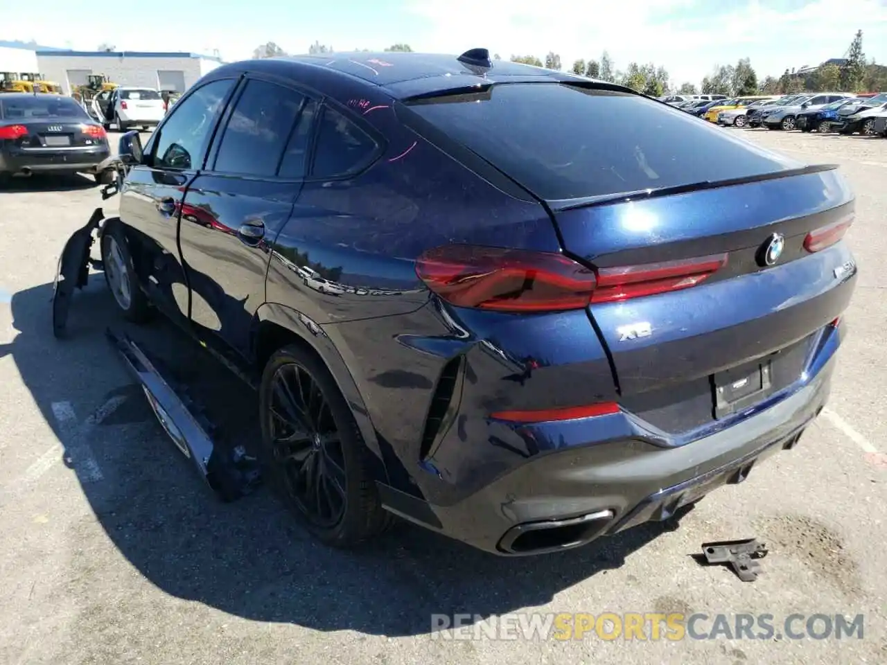 3 Photograph of a damaged car 5UXCY8C00M9F69613 BMW X6 2021