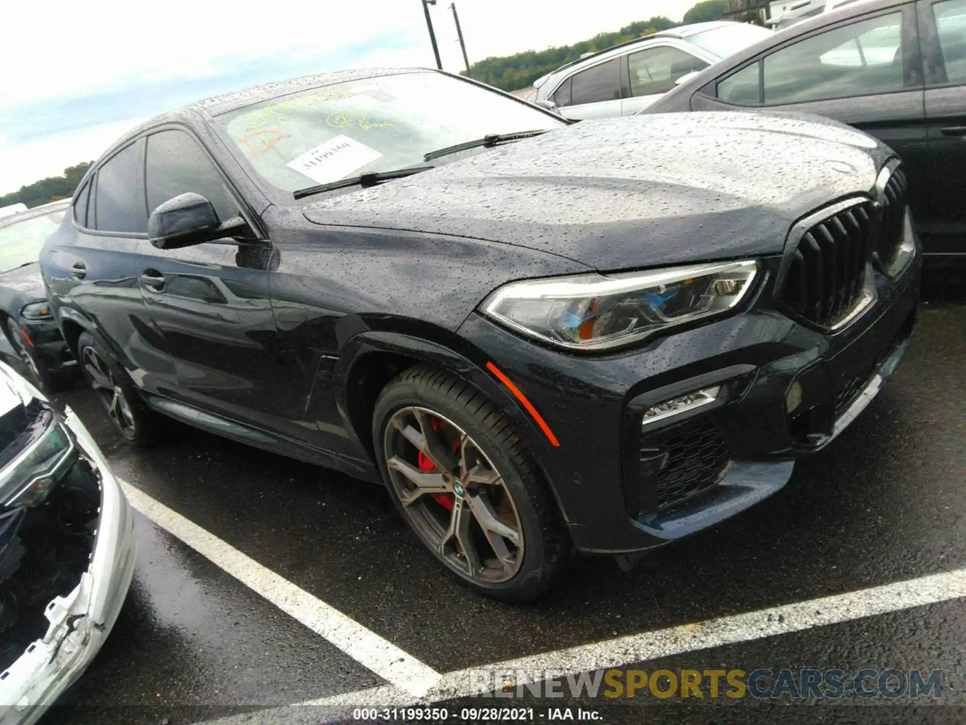 1 Photograph of a damaged car 5UXCY8C01M9H32902 BMW X6 2021