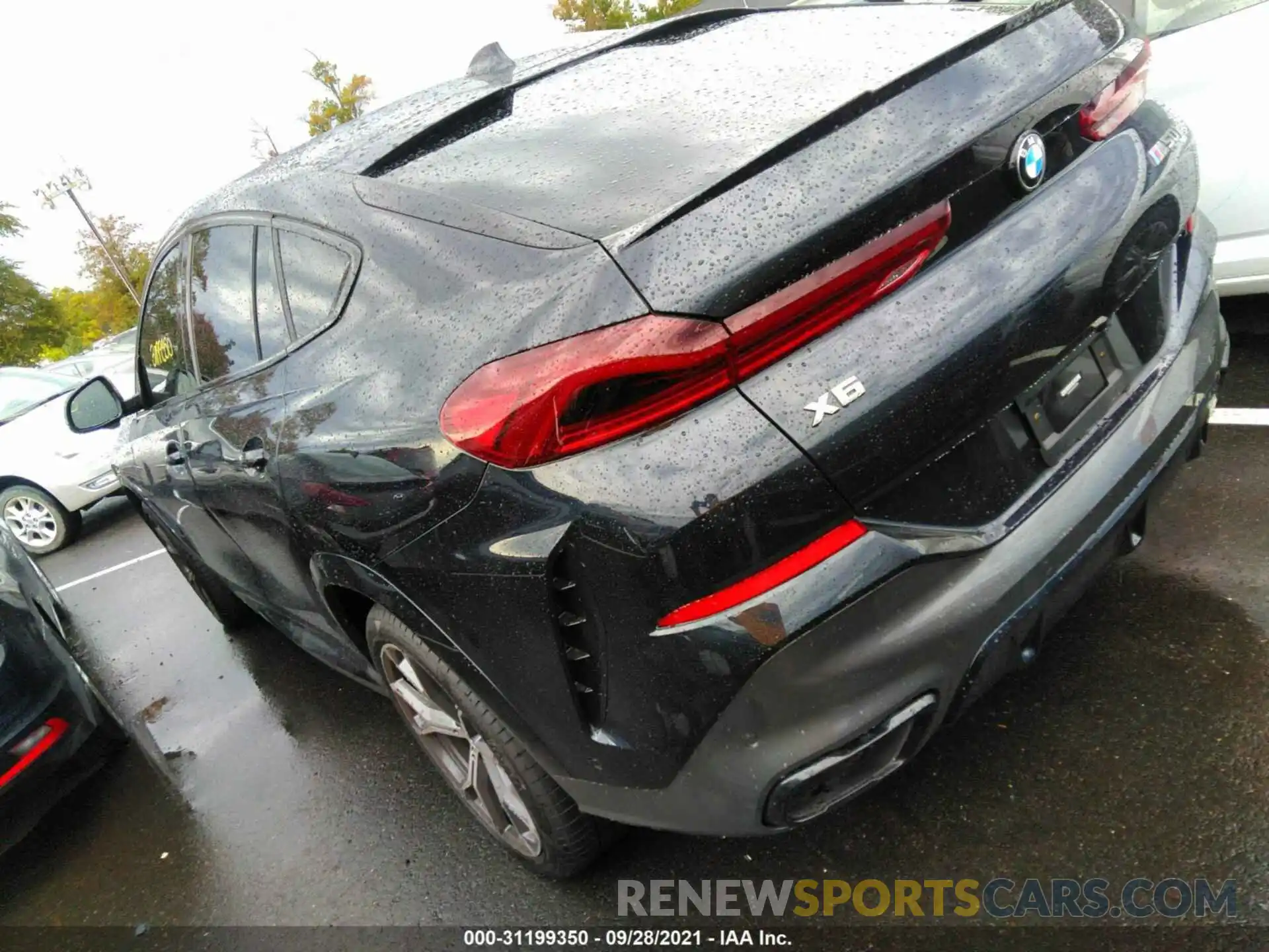 3 Photograph of a damaged car 5UXCY8C01M9H32902 BMW X6 2021