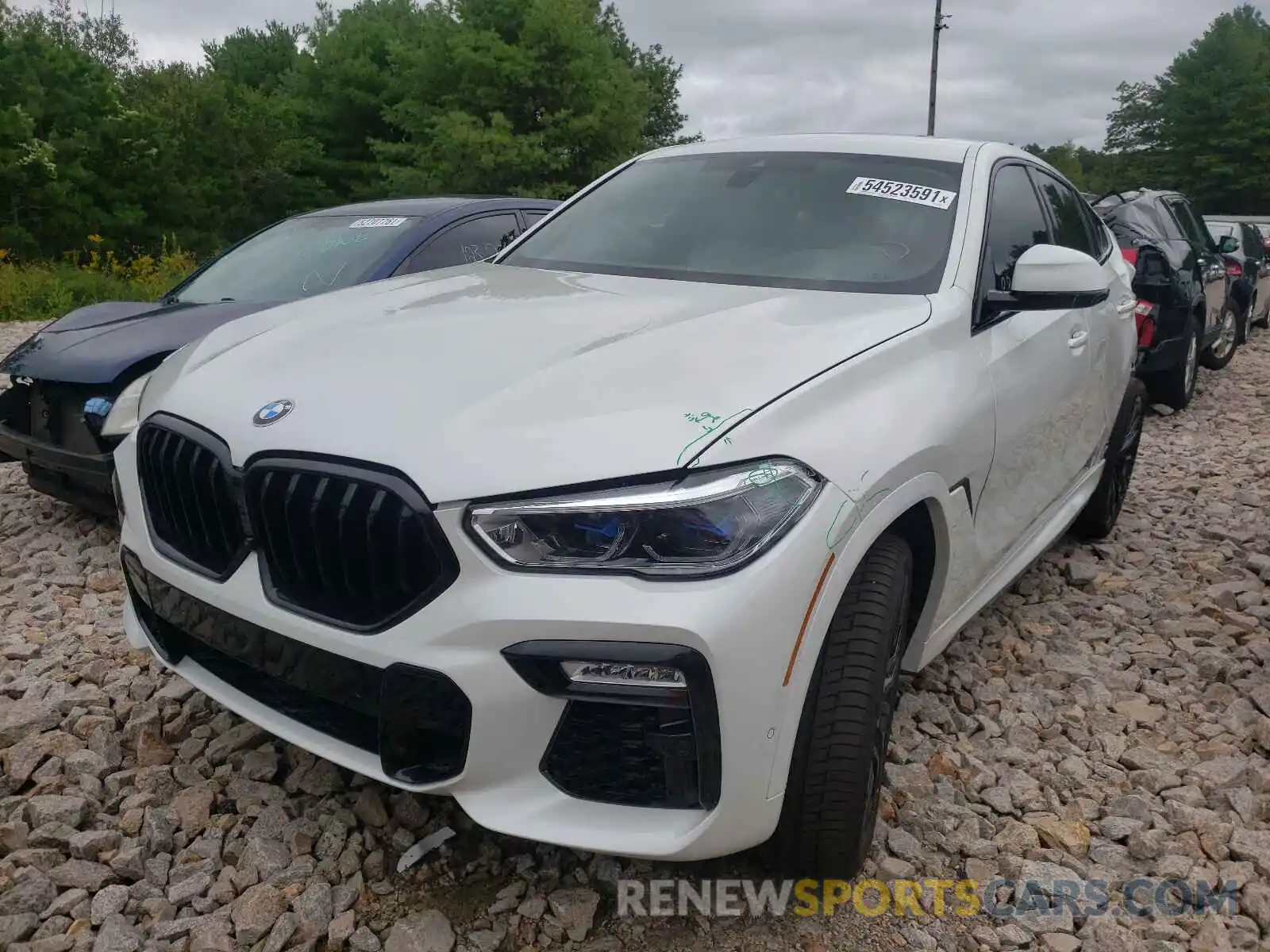 2 Photograph of a damaged car 5UXCY8C02M9F76840 BMW X6 2021