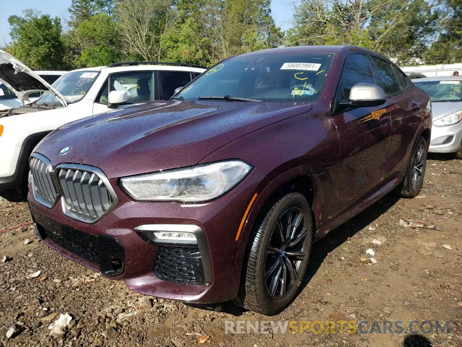 2 Photograph of a damaged car 5UXCY8C07M9G96522 BMW X6 2021