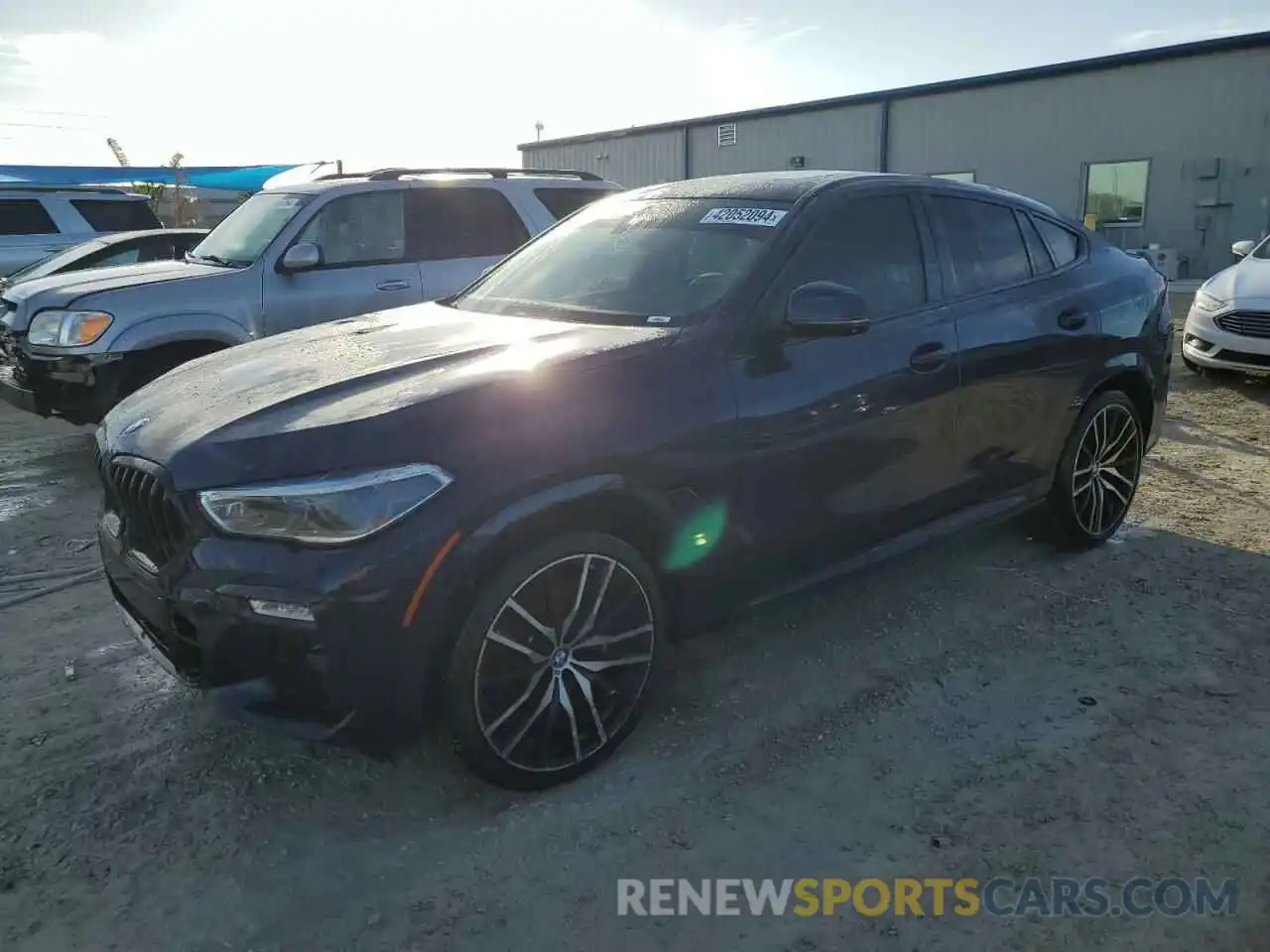 1 Photograph of a damaged car 5UXCY8C09M9G45121 BMW X6 2021