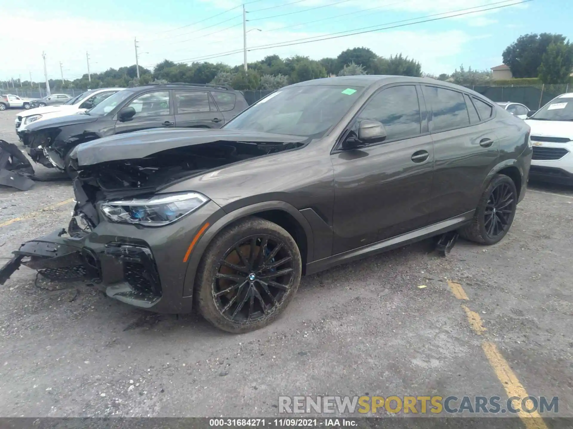 2 Photograph of a damaged car 5UXCY8C0XM9E00991 BMW X6 2021