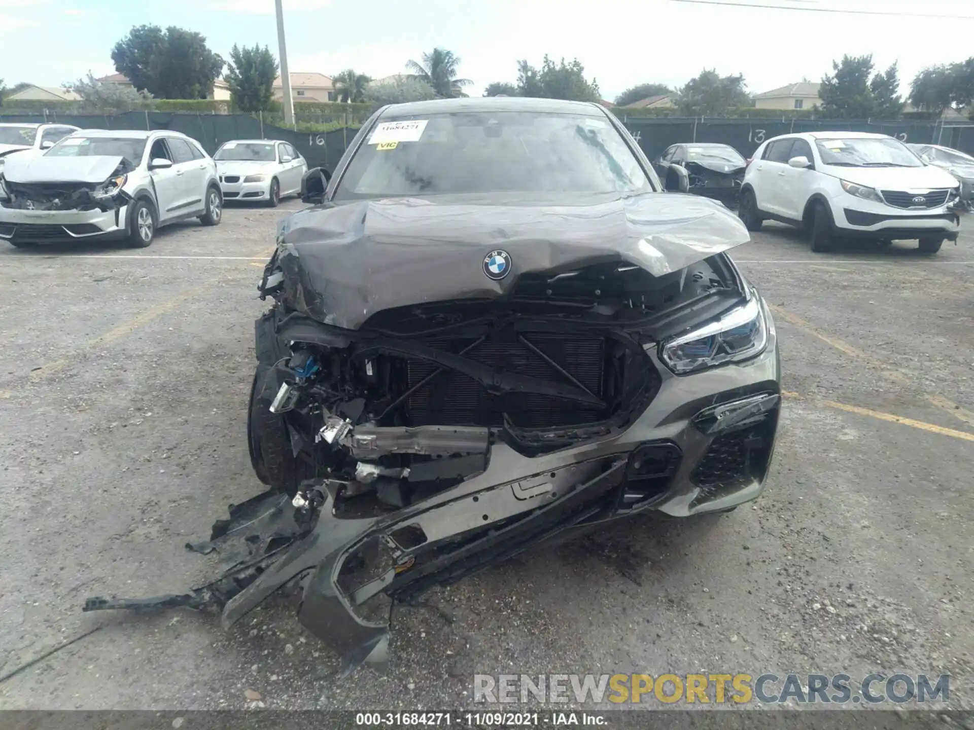 6 Photograph of a damaged car 5UXCY8C0XM9E00991 BMW X6 2021