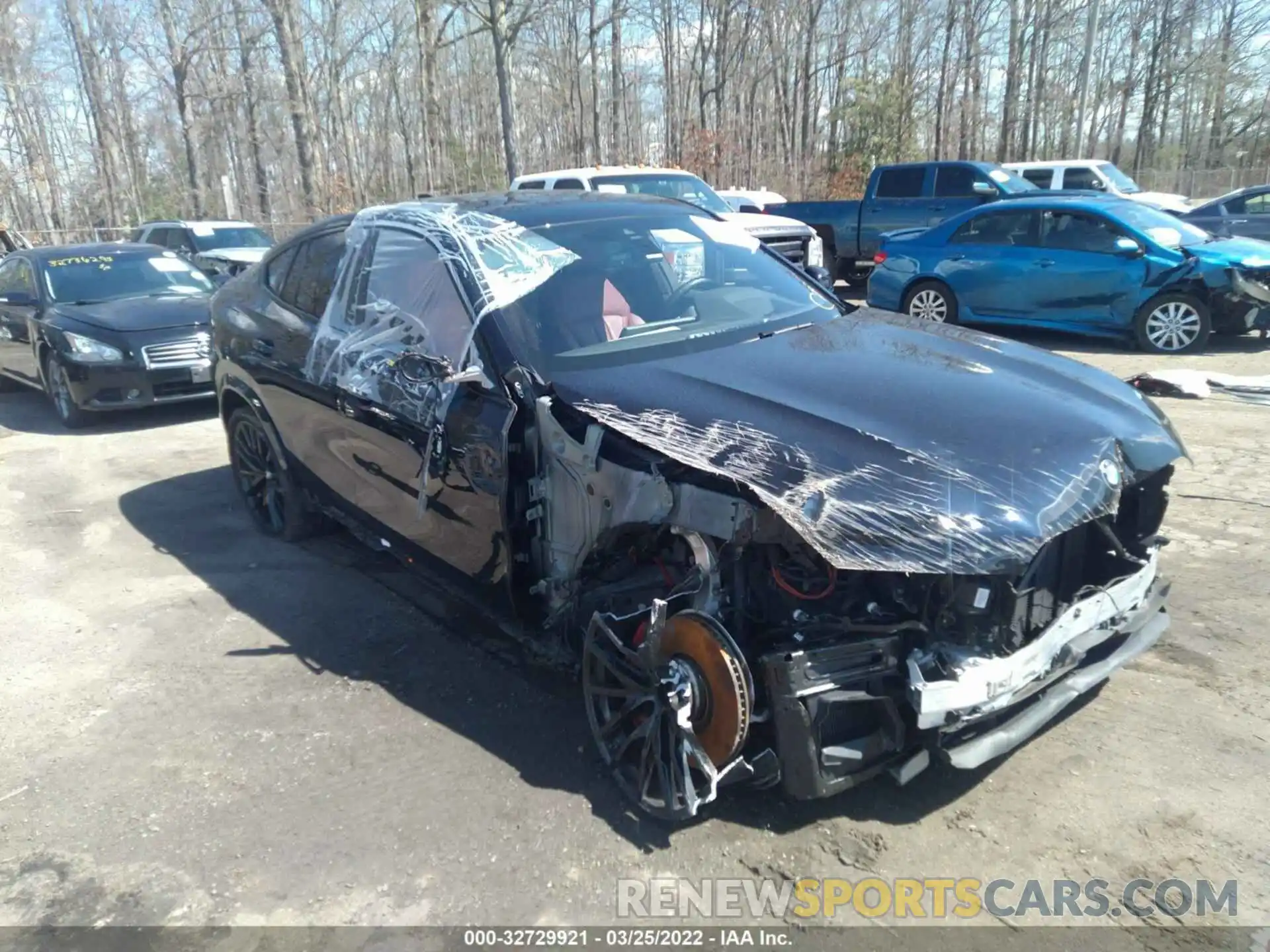 1 Photograph of a damaged car 5UXCY8C0XM9G45161 BMW X6 2021