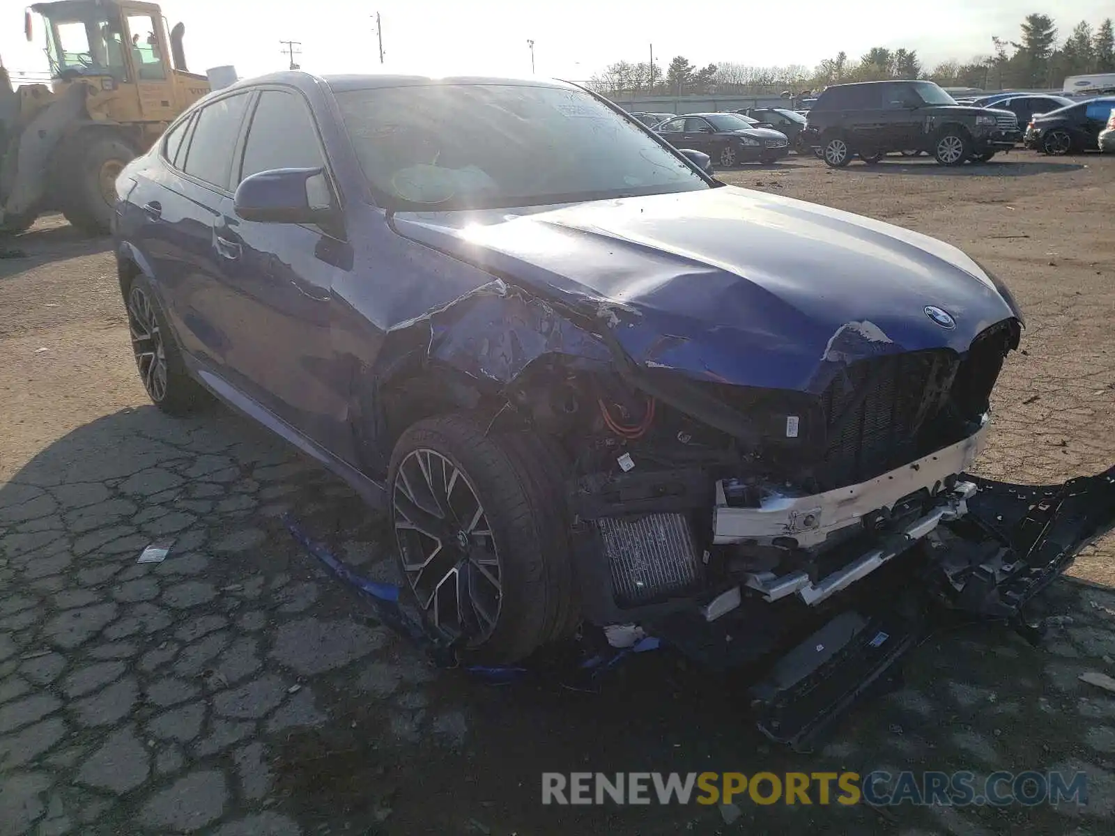 1 Photograph of a damaged car 5YMCY0C00M9E24050 BMW X6 2021