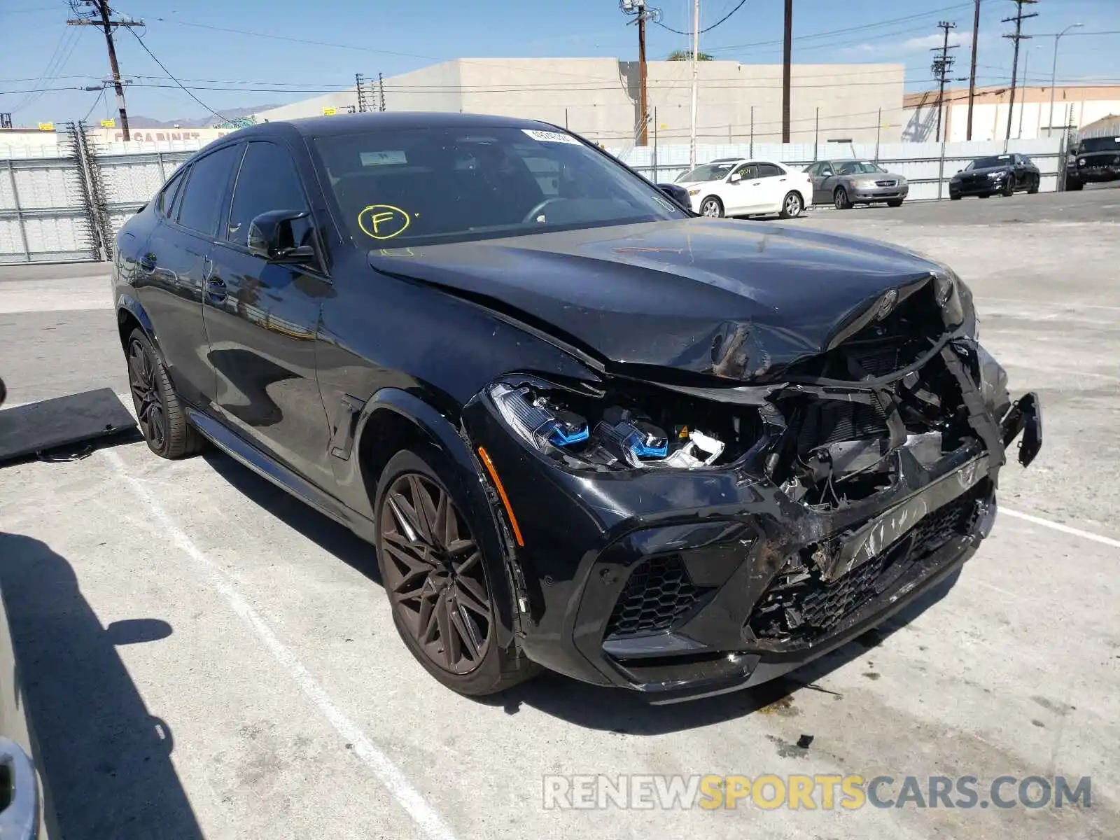 1 Photograph of a damaged car 5YMCY0C09M9E05500 BMW X6 2021