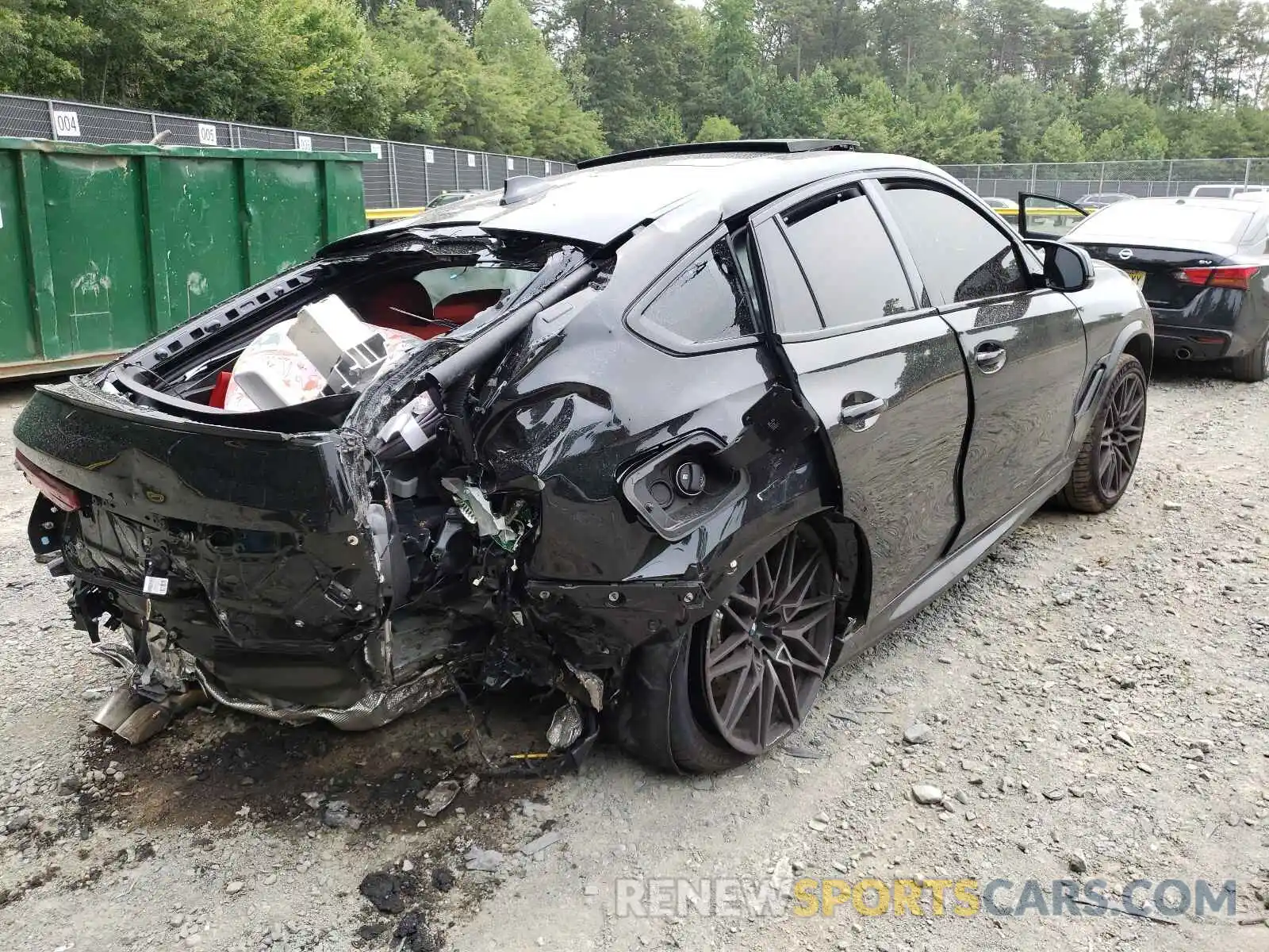 4 Photograph of a damaged car 5YMCY0C09M9G50488 BMW X6 2021