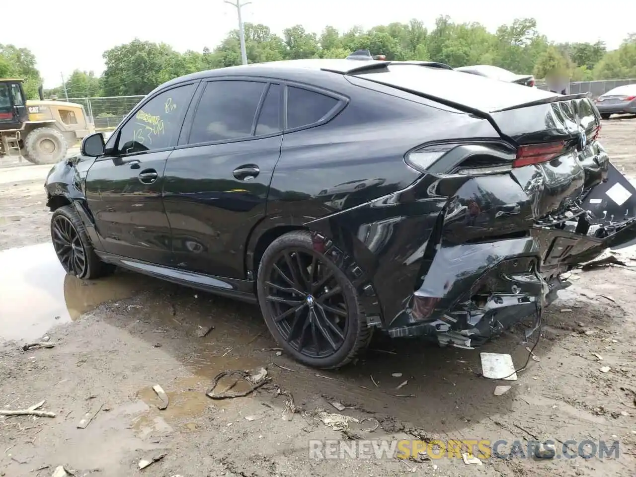 3 Photograph of a damaged car 5UXCY6C00N9K47475 BMW X6 2022