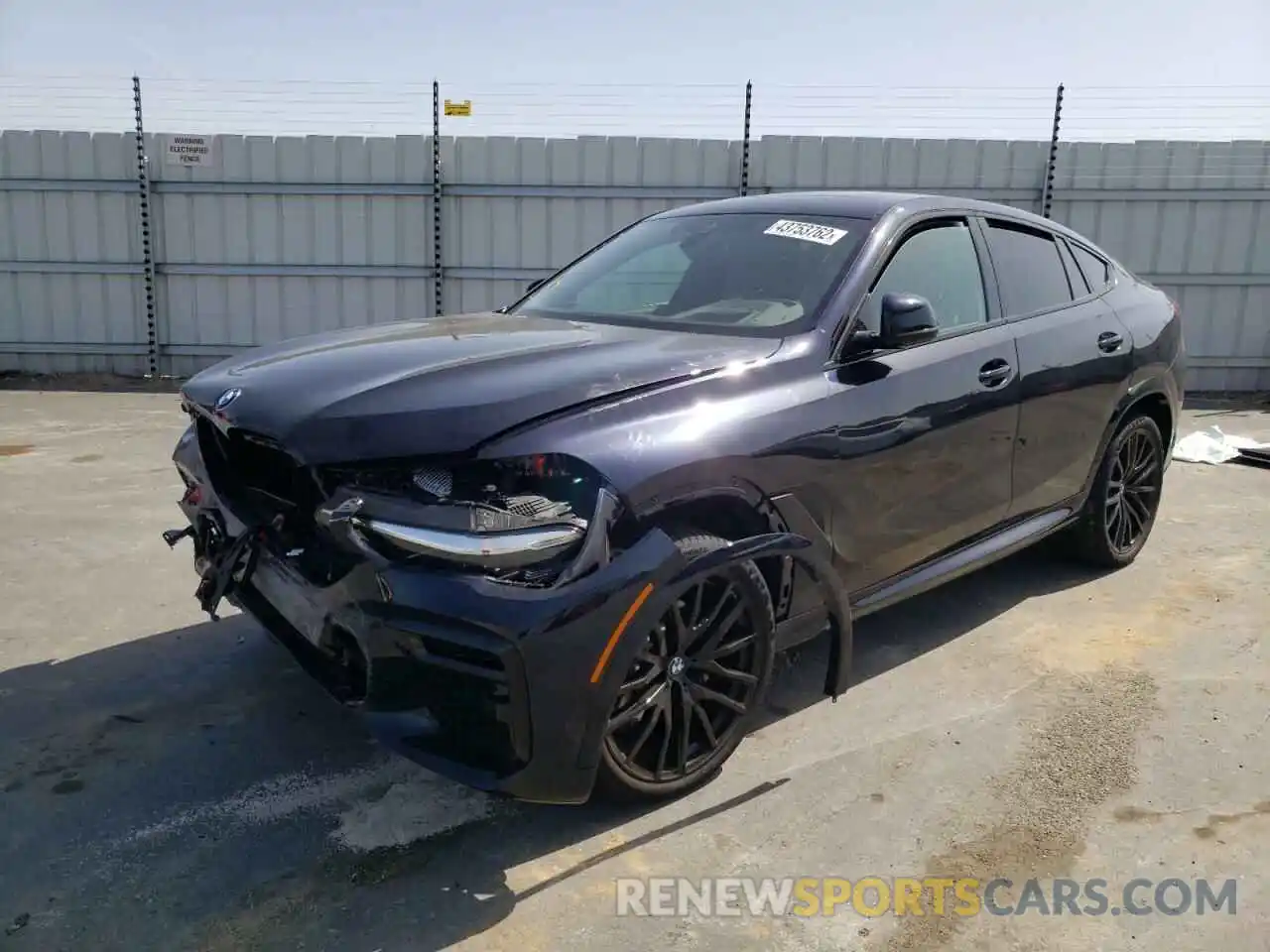 2 Photograph of a damaged car 5UXCY6C00N9L56261 BMW X6 2022