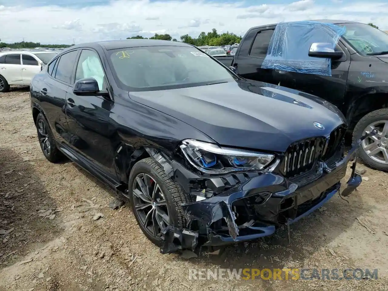 1 Photograph of a damaged car 5UXCY6C02N9L85387 BMW X6 2022