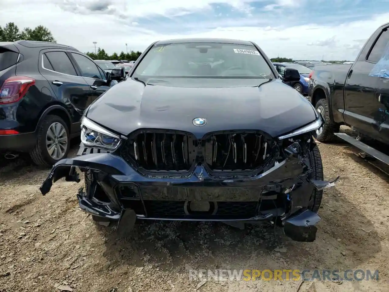 9 Photograph of a damaged car 5UXCY6C02N9L85387 BMW X6 2022