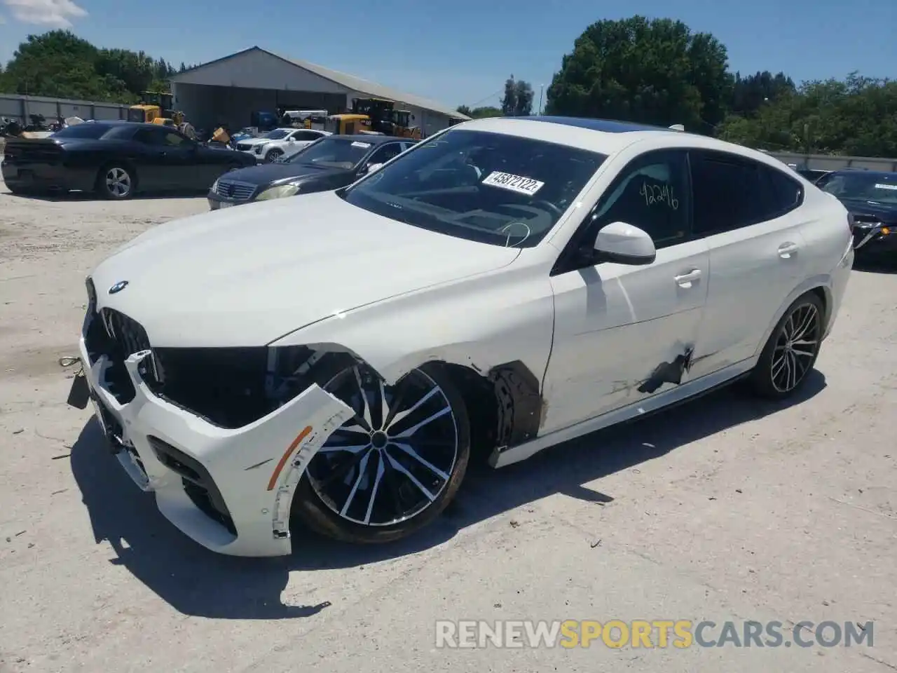 2 Photograph of a damaged car 5UXCY6C04N9L10769 BMW X6 2022