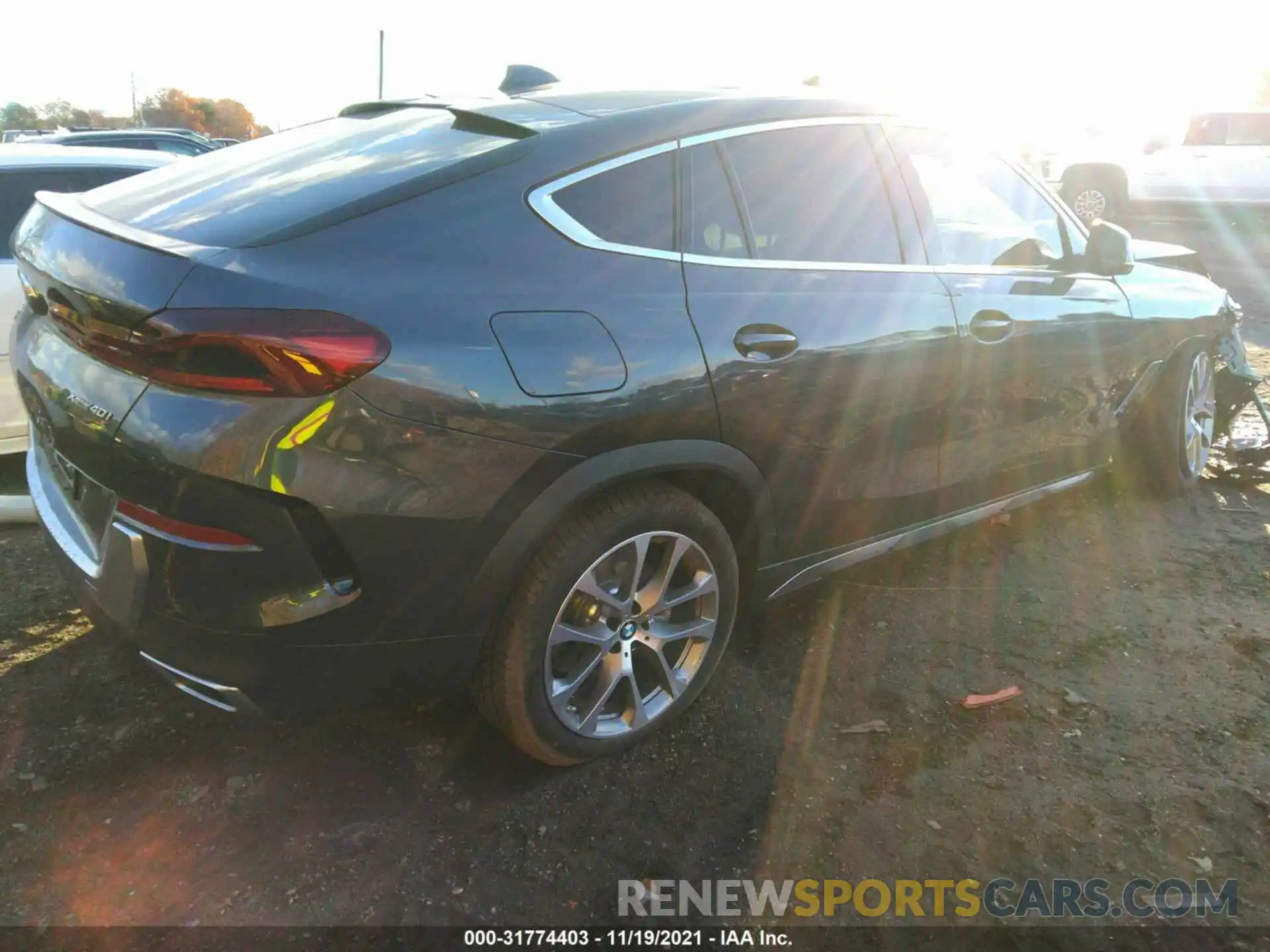 4 Photograph of a damaged car 5UXCY6C05N9J59179 BMW X6 2022