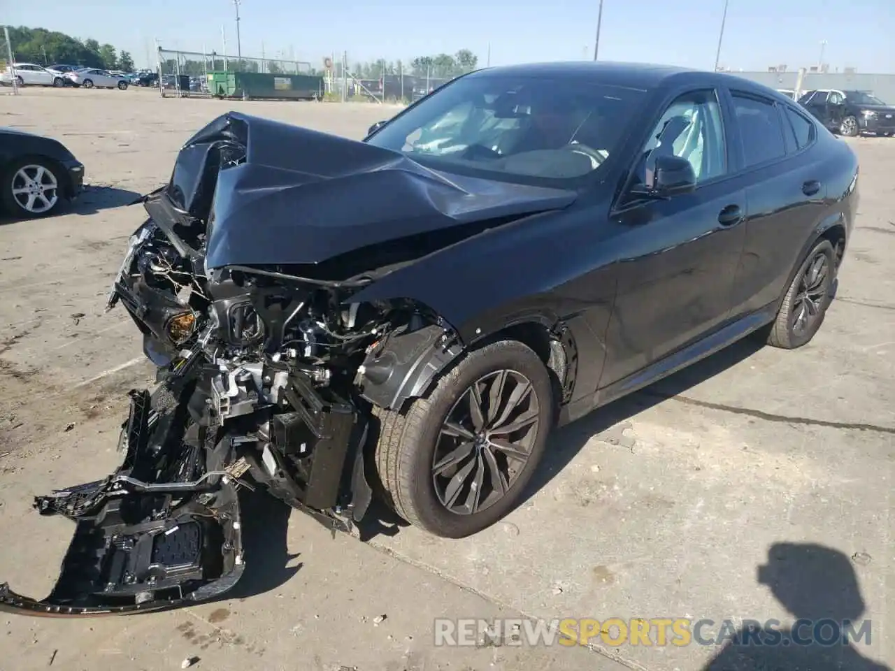 2 Photograph of a damaged car 5UXCY6C05N9M60969 BMW X6 2022