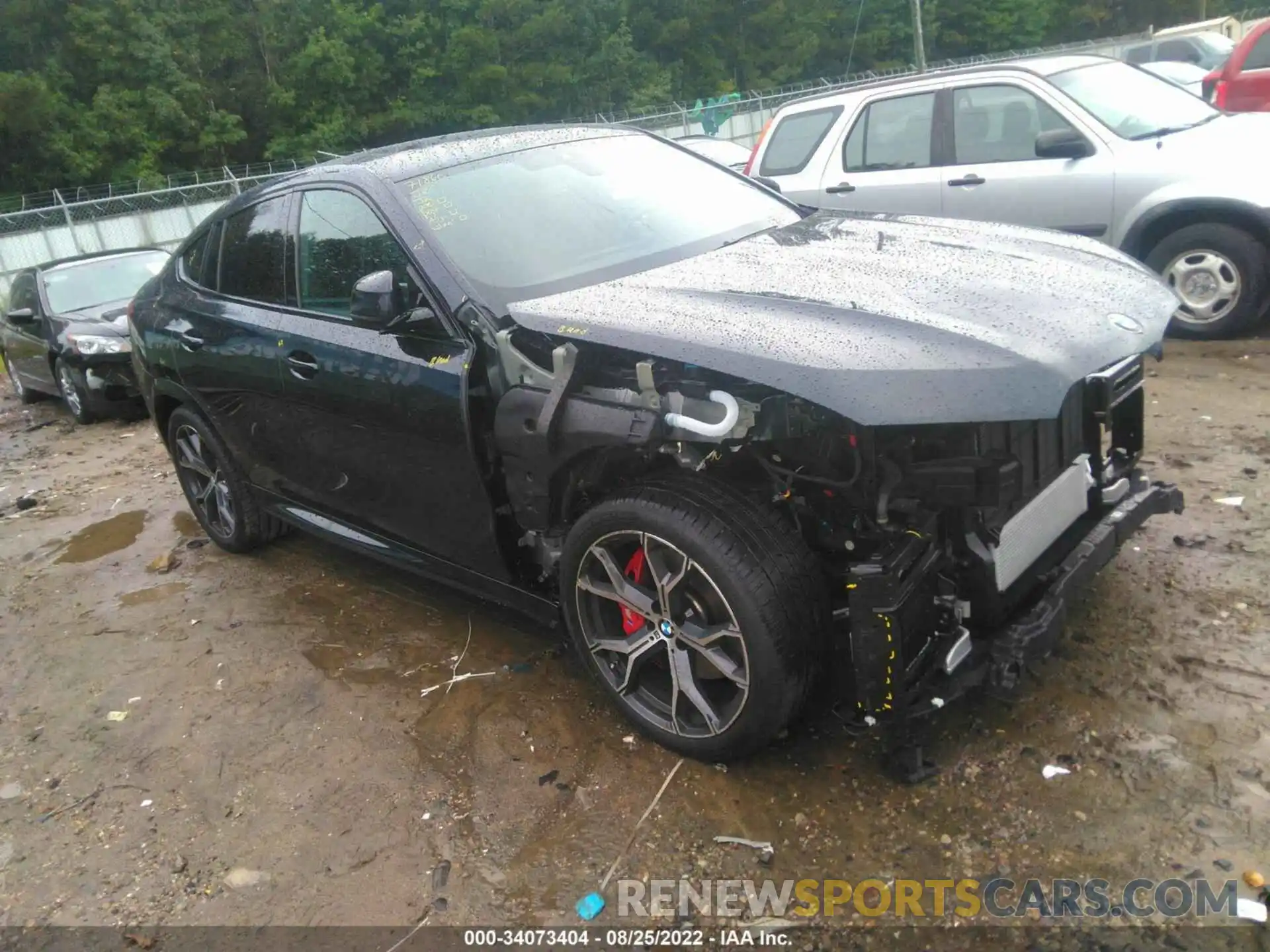 1 Photograph of a damaged car 5UXCY6C08N9L30510 BMW X6 2022